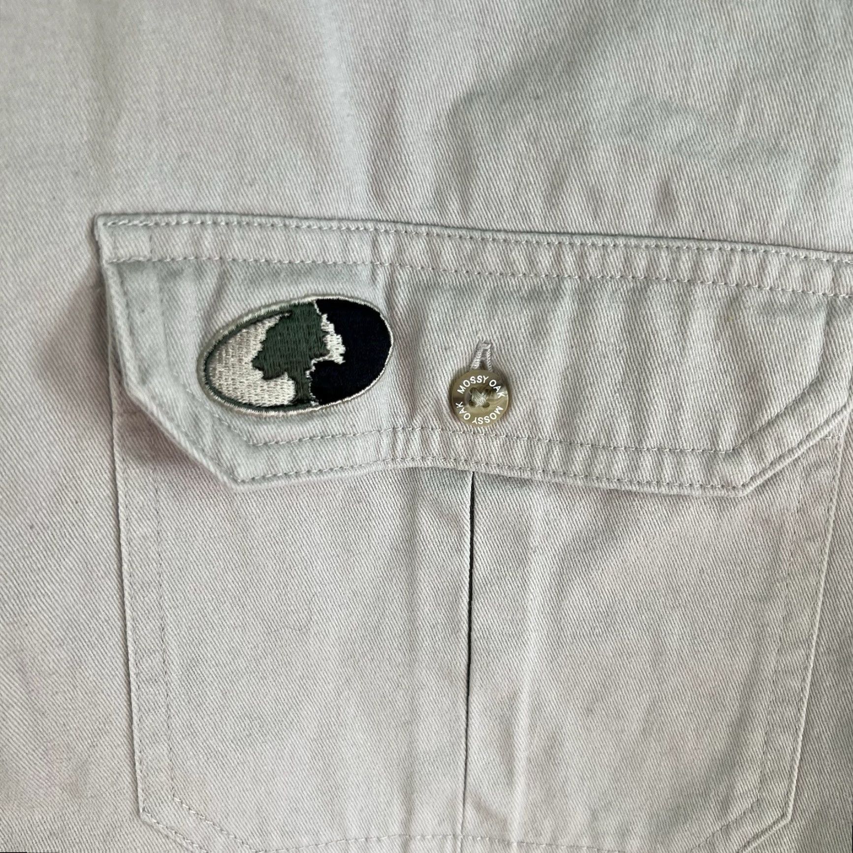 Vintage Mossy Oak Camouflage Long Sleeve Button-Down Shirt Mens Size L Beige Cotton Outdoor Workwear Size US L / EU 52-54 / 3 - 3 Thumbnail