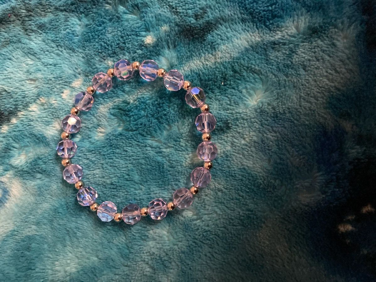 Other Purple irredecent beaded bracelet Size ONE SIZE - 1 Thumbnail
