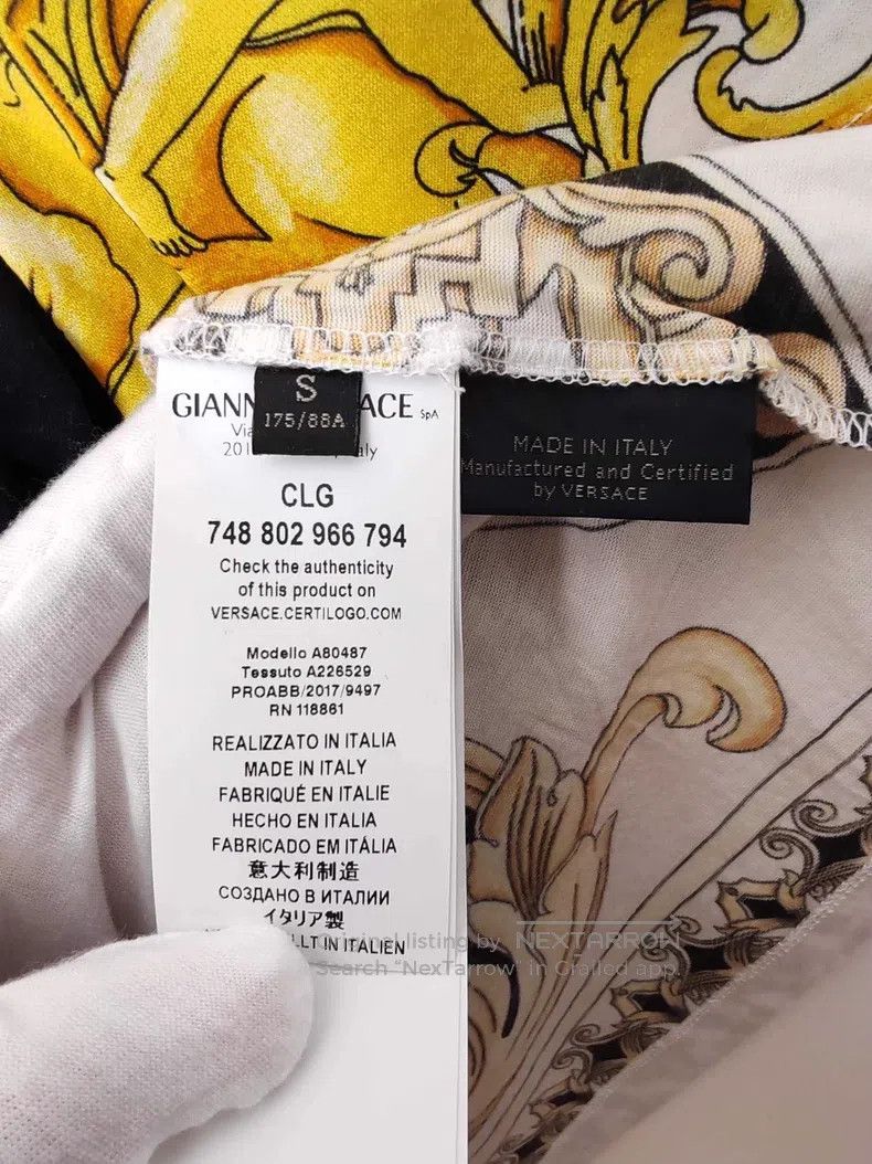 Versace Versace Baroque print short sleeves Size S / US 4 / IT 40 - 6 Thumbnail