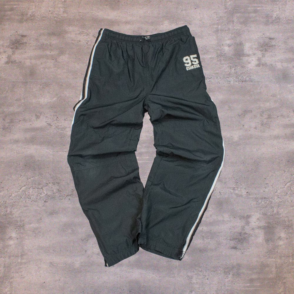 Oshkosh Y2K 00's Osh Kosh Baggy Relax Fit Wide Stripped Track Pant's Size US 26 / EU 42 - 1 Thumbnail