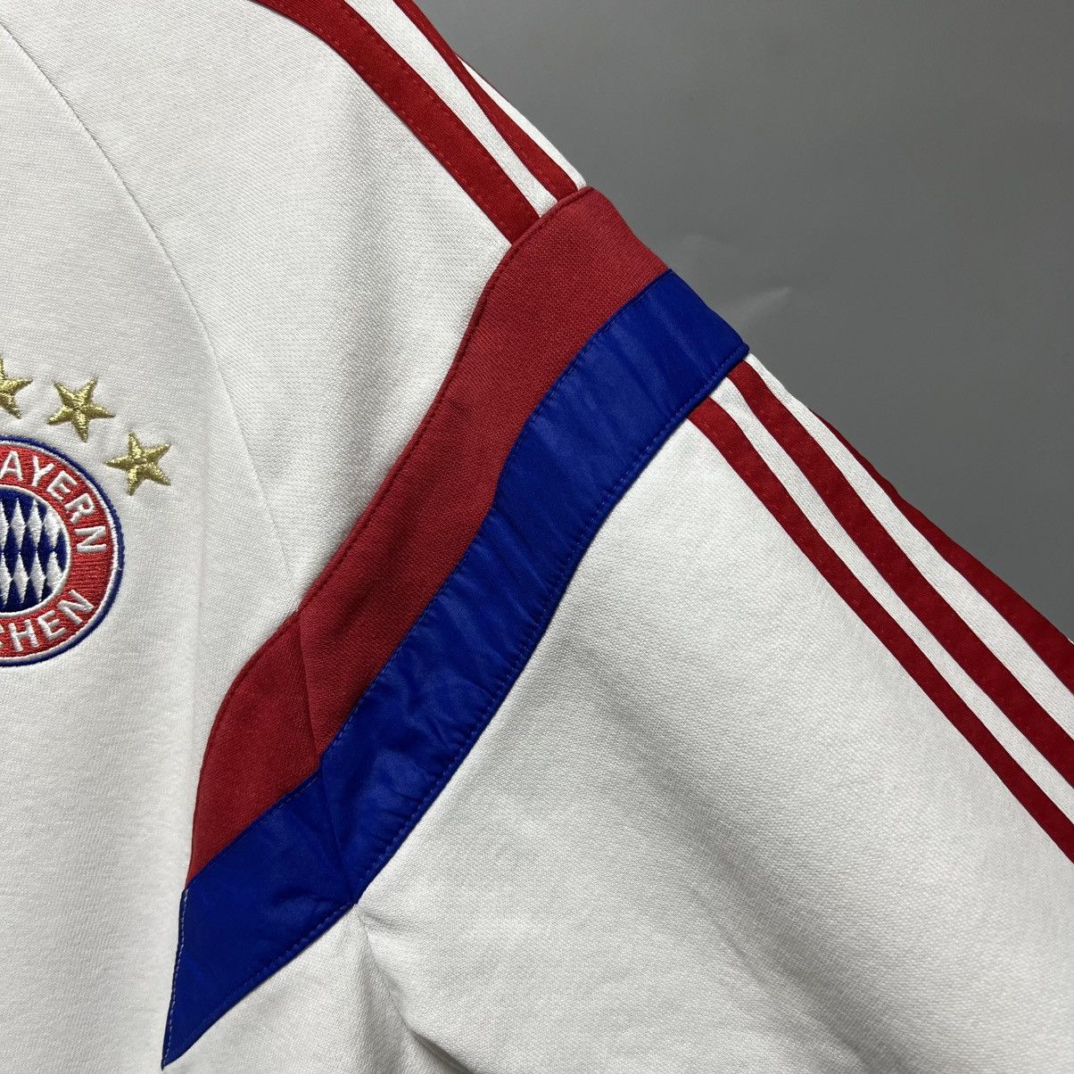 Adidas Adidas Bayern Munich Bavaria Munchen Vintage Sweatshirt Size US L / EU 52-54 / 3 - 9 Thumbnail