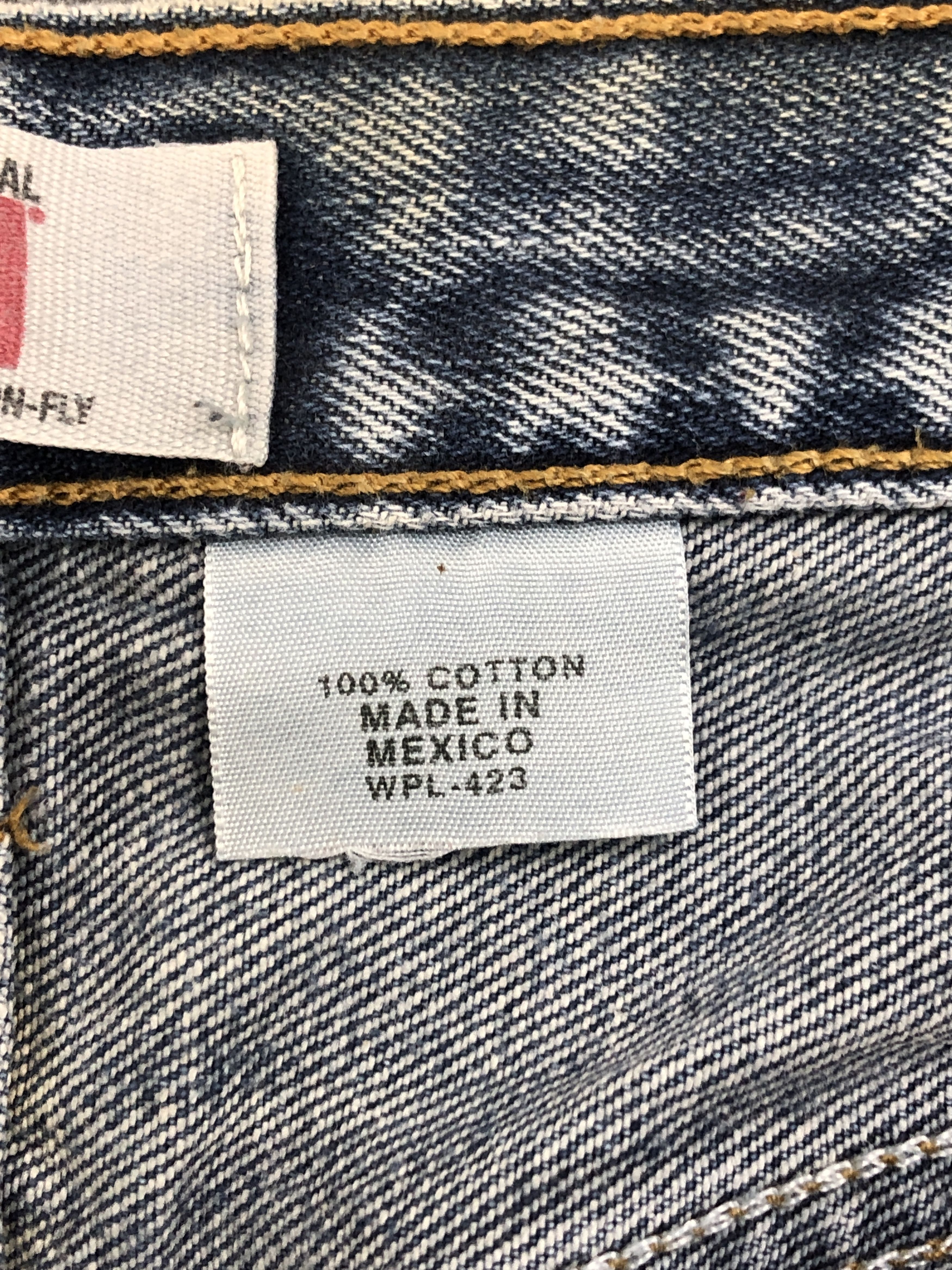 Levi's × Vintage Faded Blue Vintage 90s Levis 501 Denim Jeans Size US 35 - 7 Thumbnail