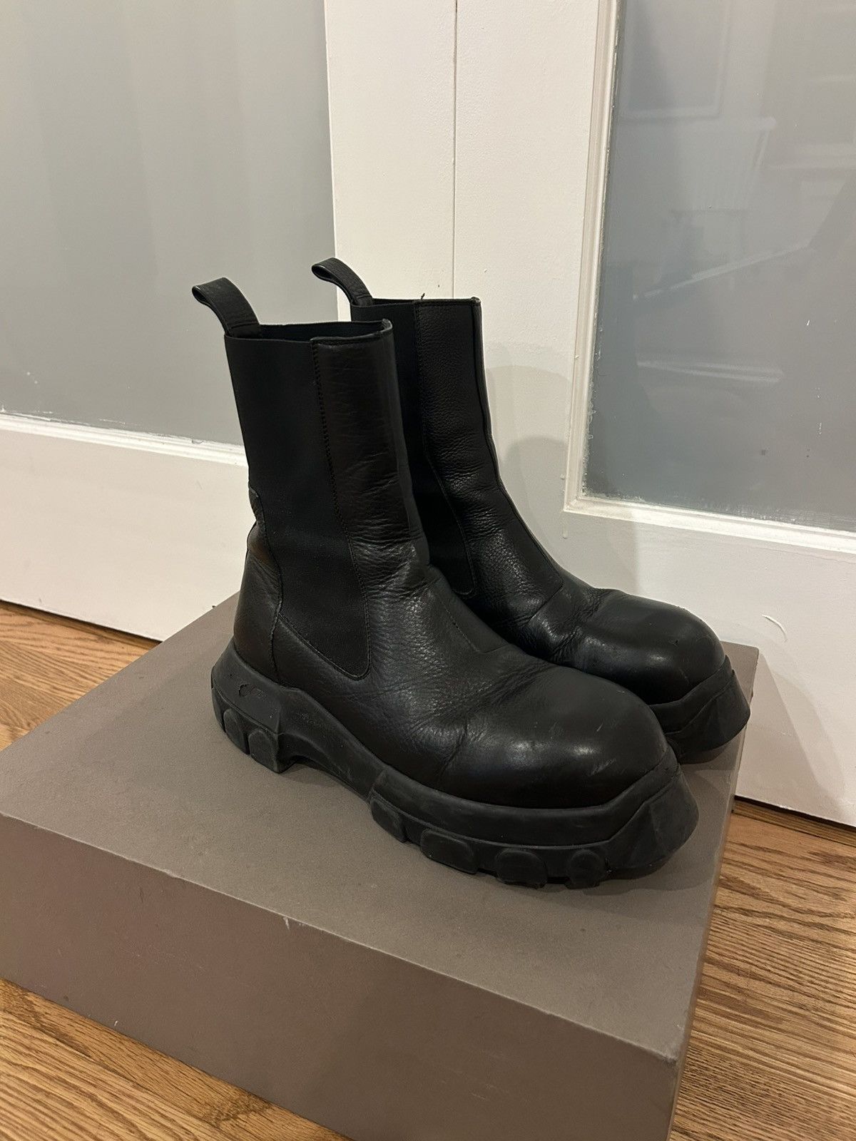 Rick Owens Rick Owens black beetle bozo tractor boots Size US 10 / EU 43 - 3 Thumbnail