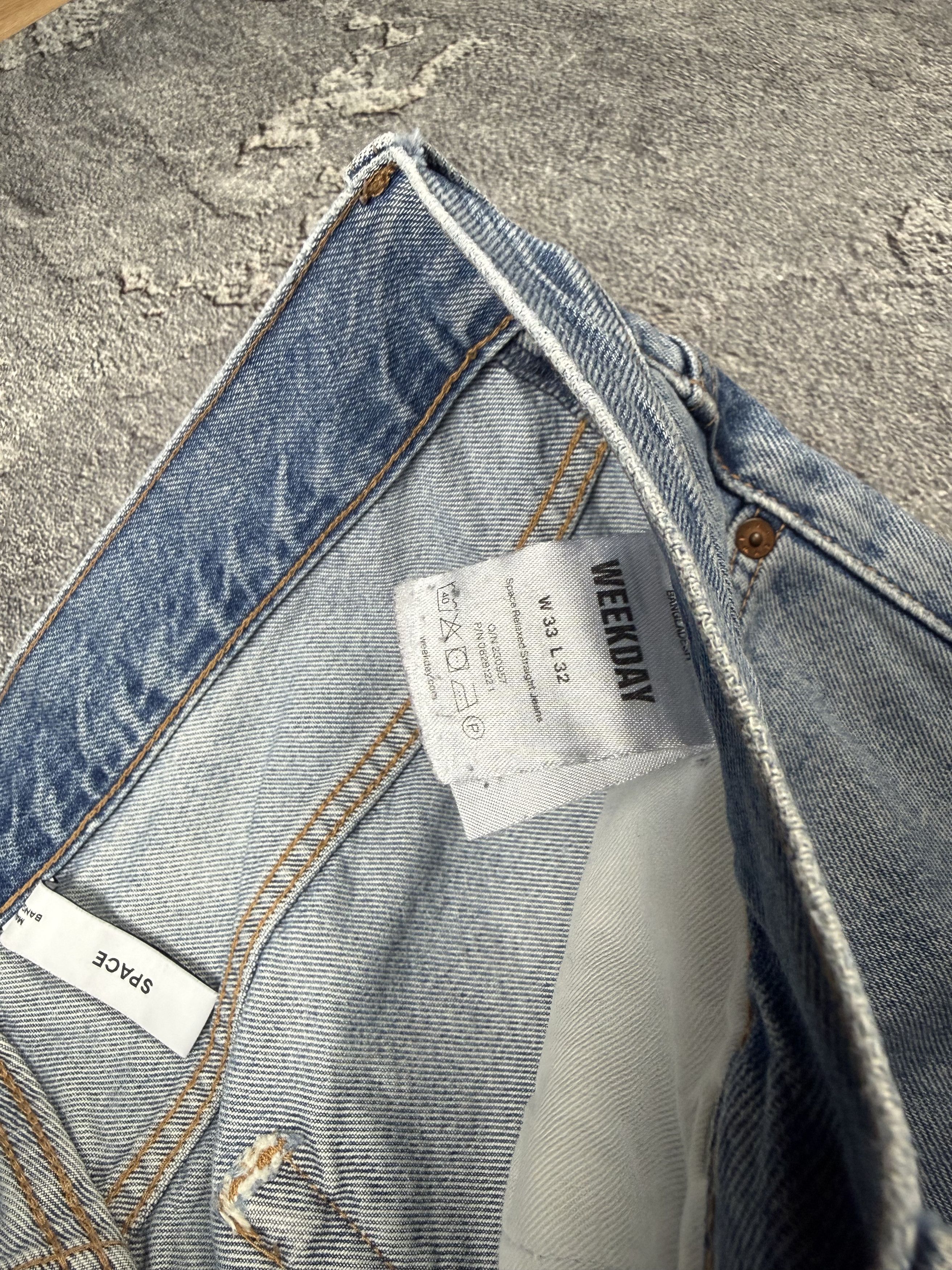 Weekday Y2K Weekday Relaxed Fit Straight Leg Jeans Size US 33 - 6 Thumbnail