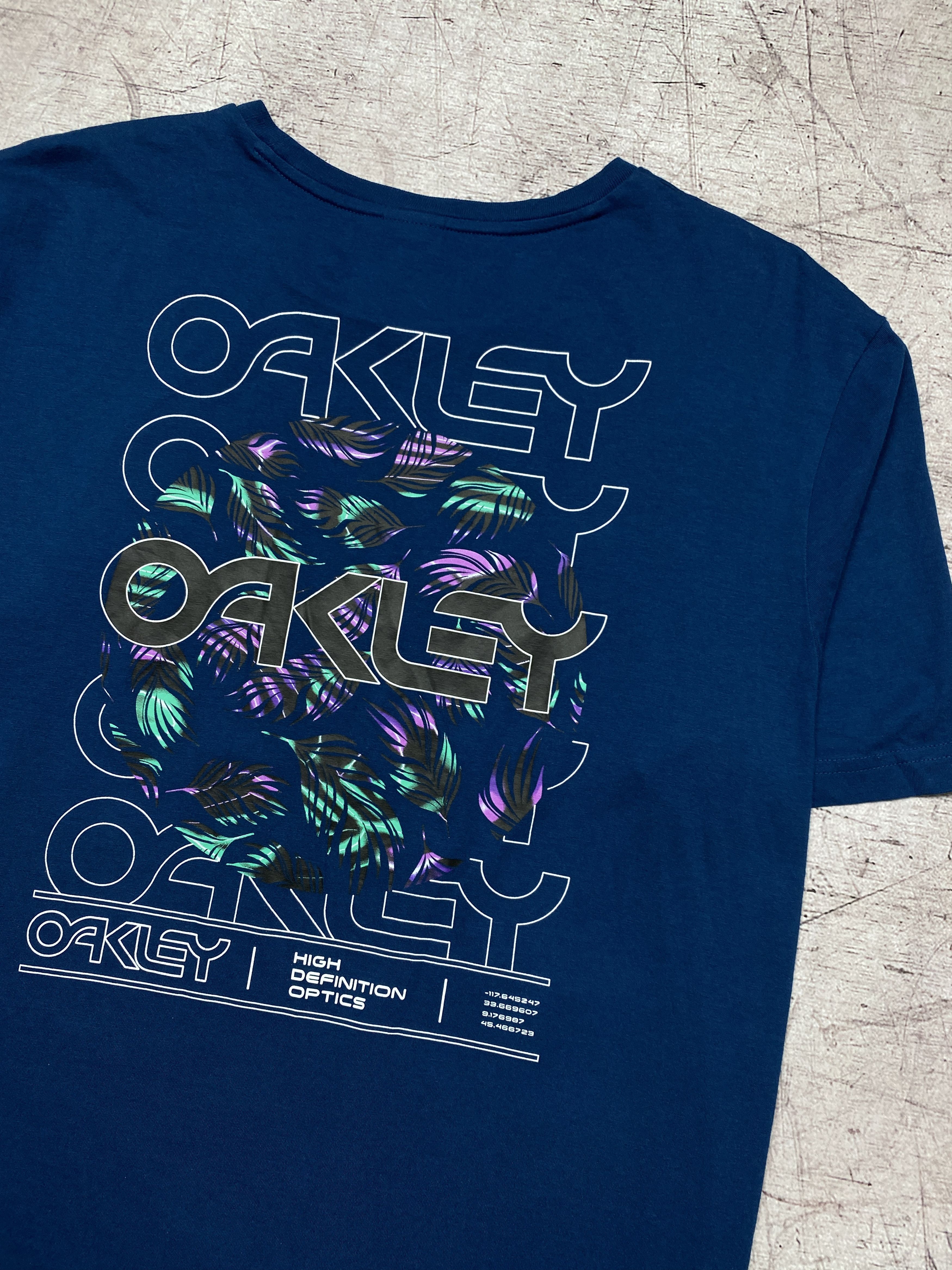 Oakley × Vintage Oakley Vintage Mens Crew Neck T-Shirt Size US L / EU 52-54 / 3 - 2 Thumbnail