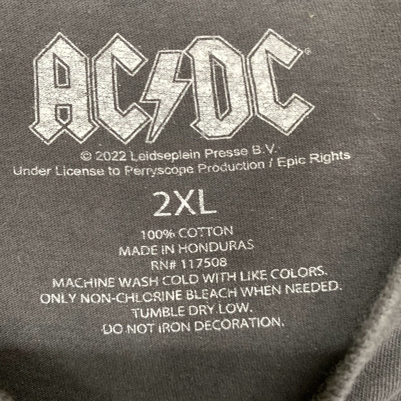 Vintage AC/DC T-Shirt Highway To Hell Rock Band Graphic Tee 2XL Unisex Black 2022 Size US XXL / EU 58 / 5 - 4 Thumbnail