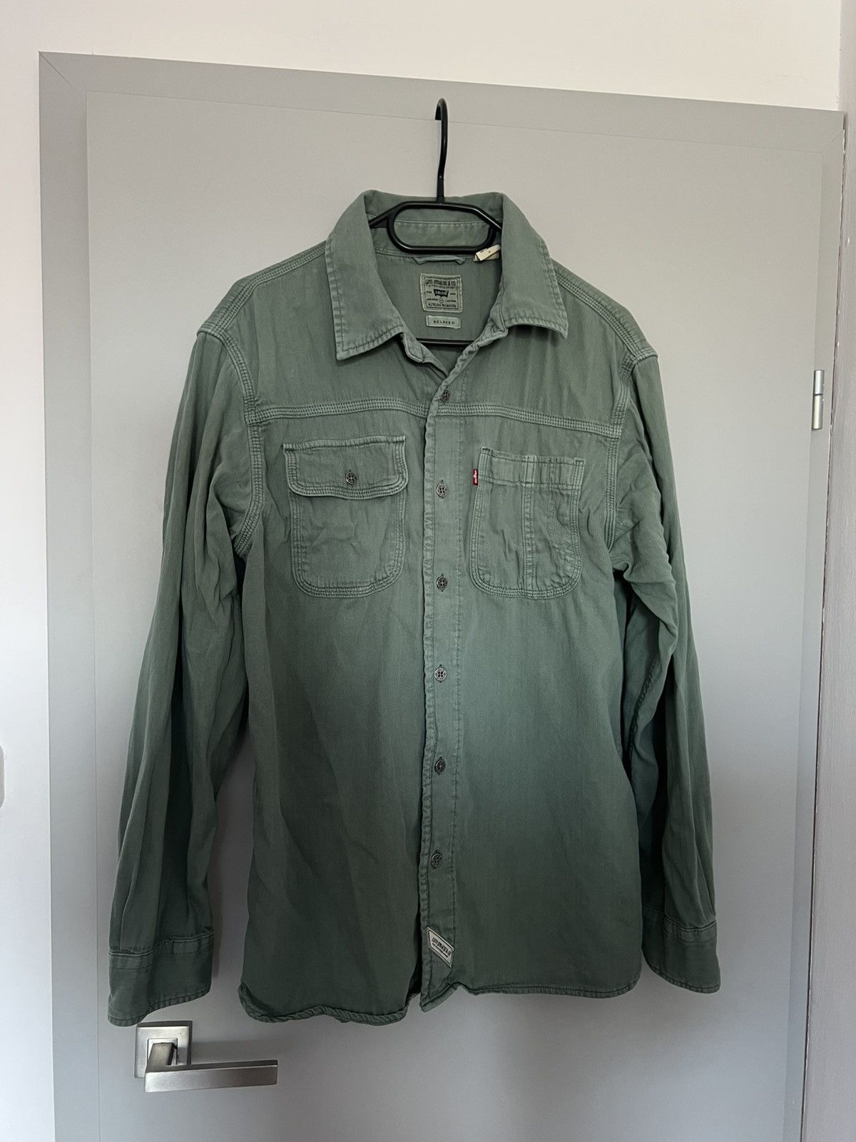 Levi's Levi’s Auburn worker(olive) shirt , M, relaxed fit Size US M / EU 48-50 / 2 - 1 Thumbnail