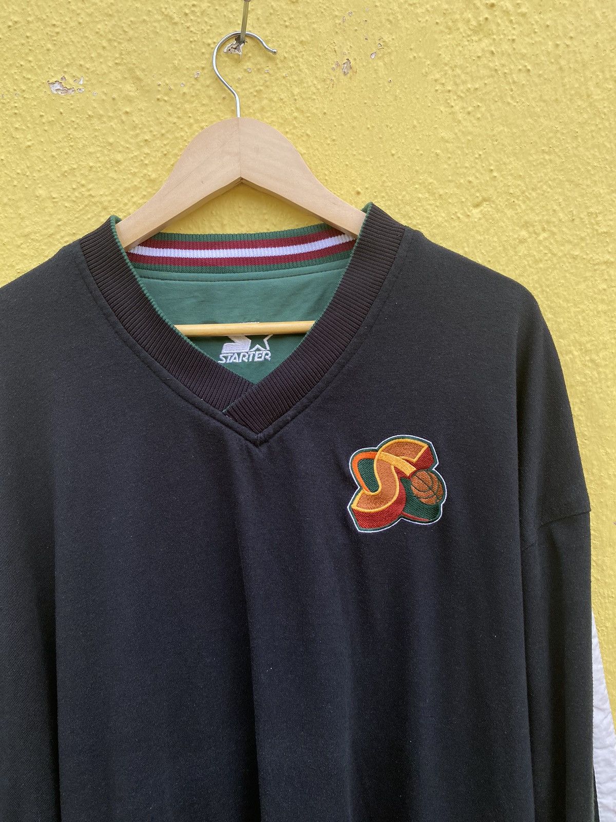 NBA Vintage Seattle supersonics Starter riversible sweatshirt Size US XL / EU 56 / 4 - 14 Thumbnail
