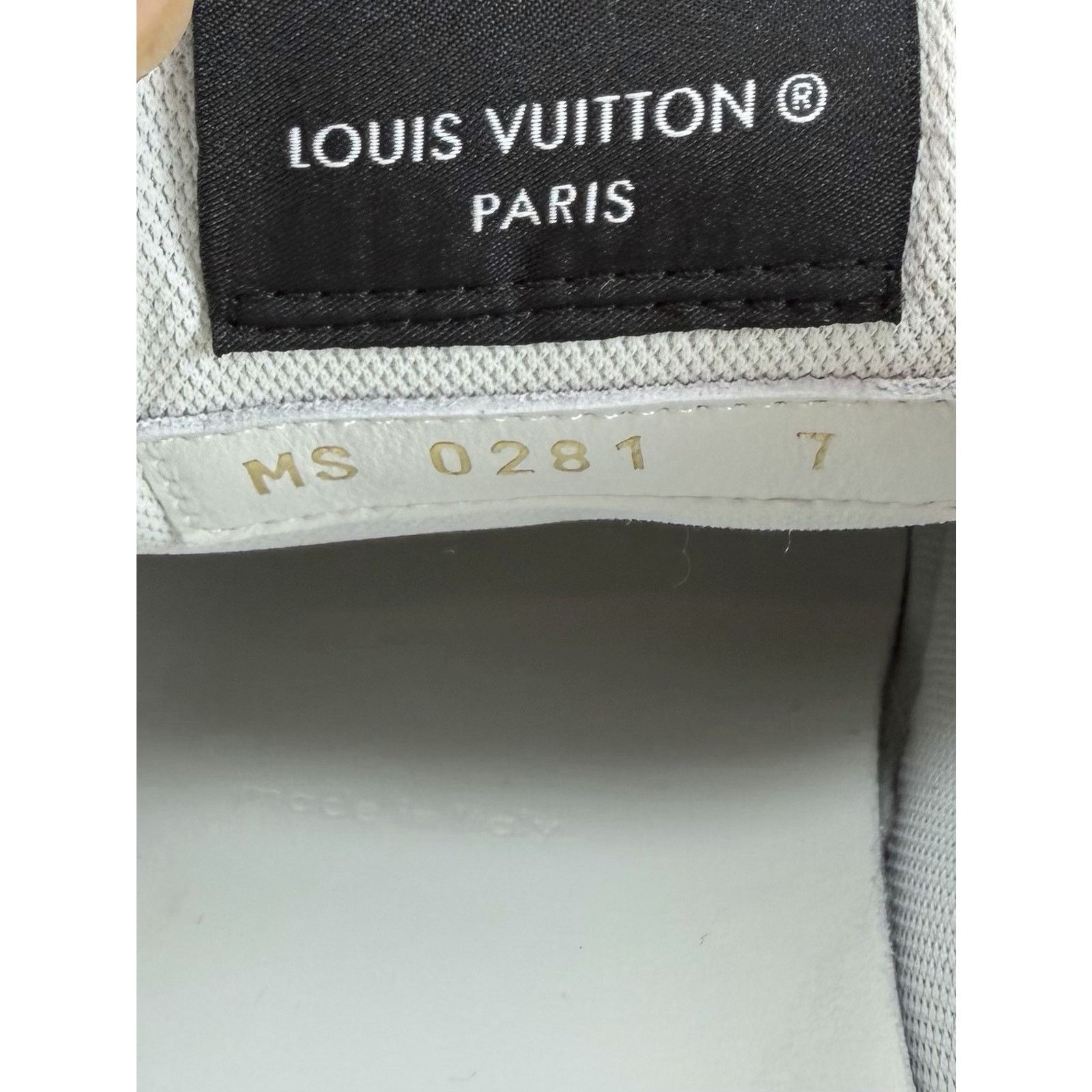 Louis Vuitton Size 7UK/8US - Louis Vuitton Rivoli Sneaker Low TRIED ON! Size US 8 / EU 41 - 10 Thumbnail