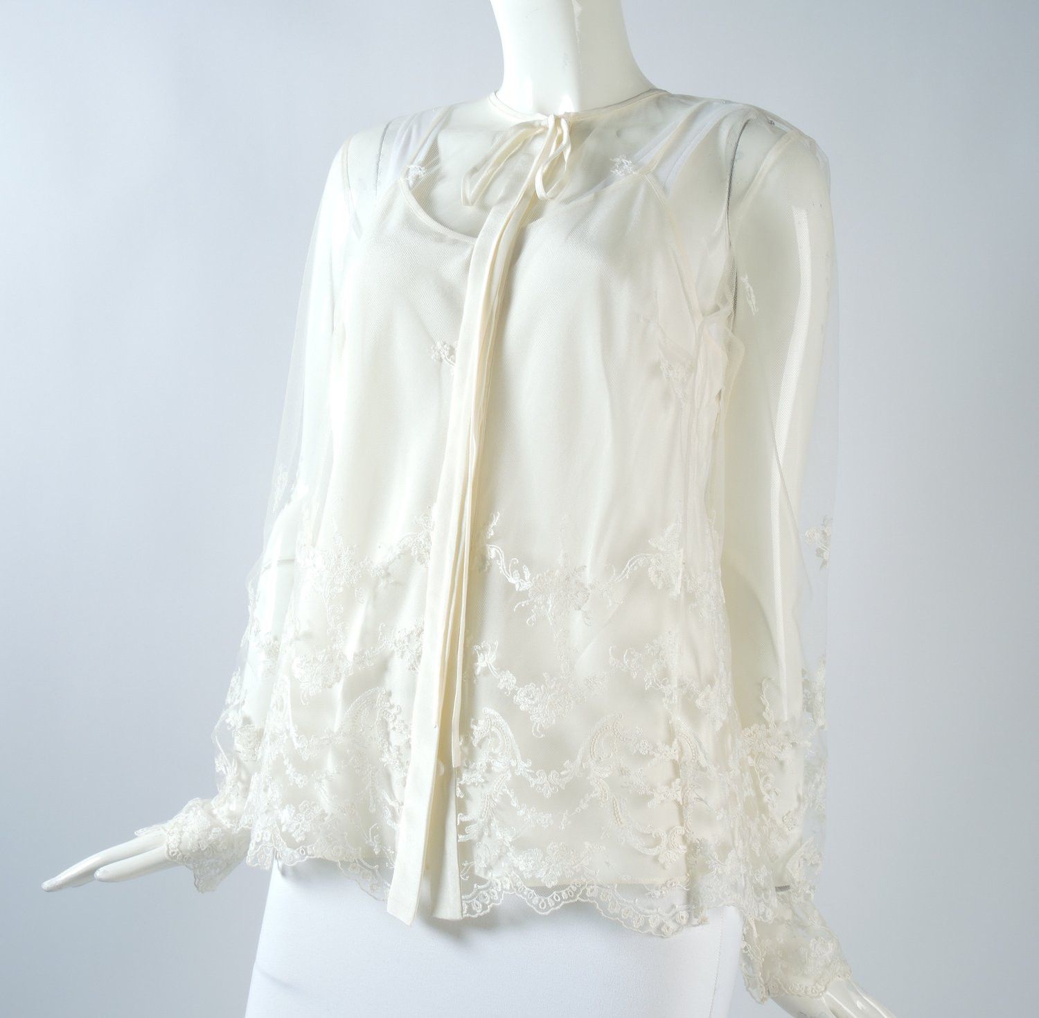 o1smst1ft0424 Floral Lace Shirt in White