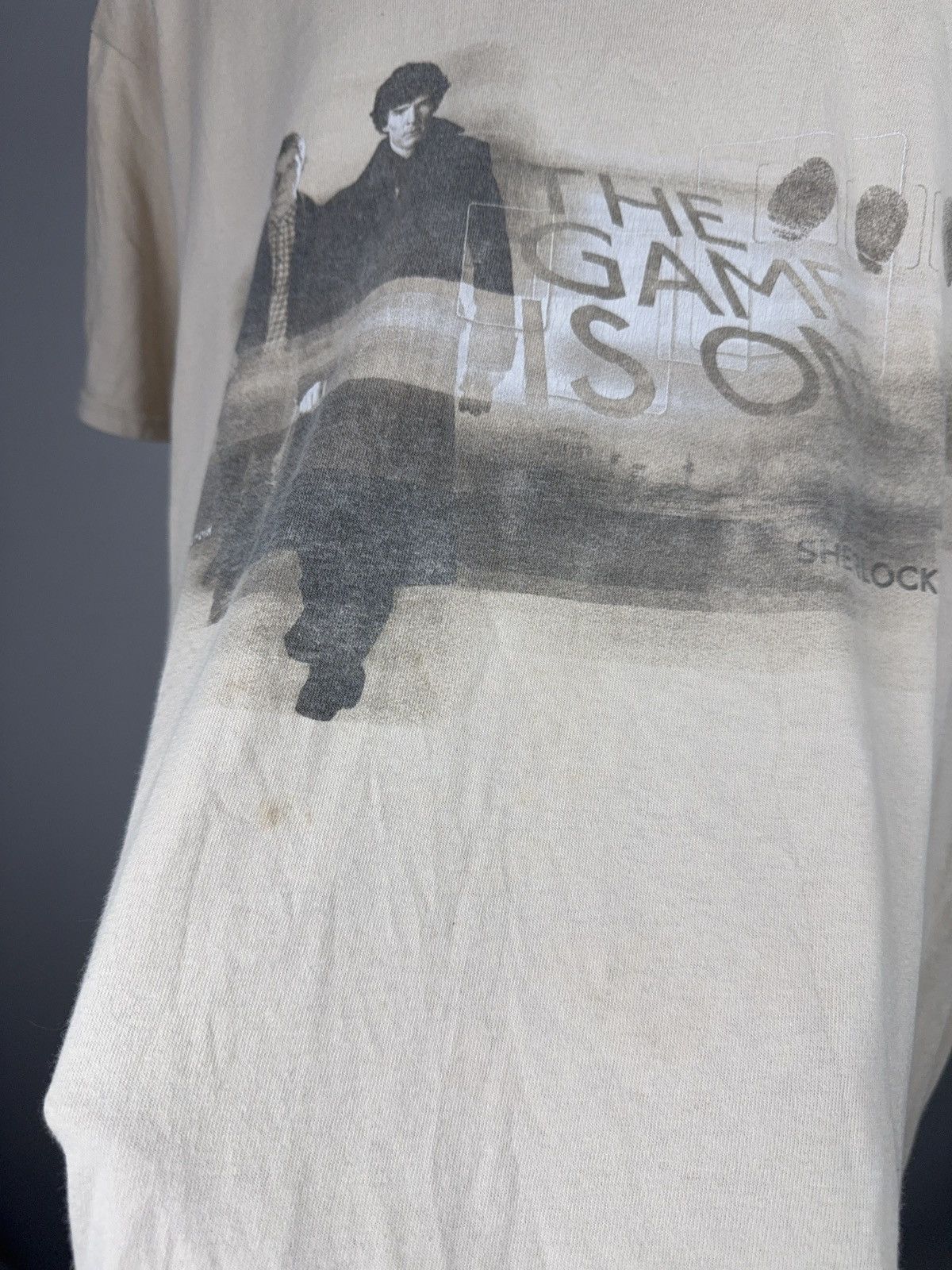 Vintage 00s Sherlock BBC The Game Is On Promo T-Shirt 2013 Size US L / EU 52-54 / 3 - 4 Thumbnail