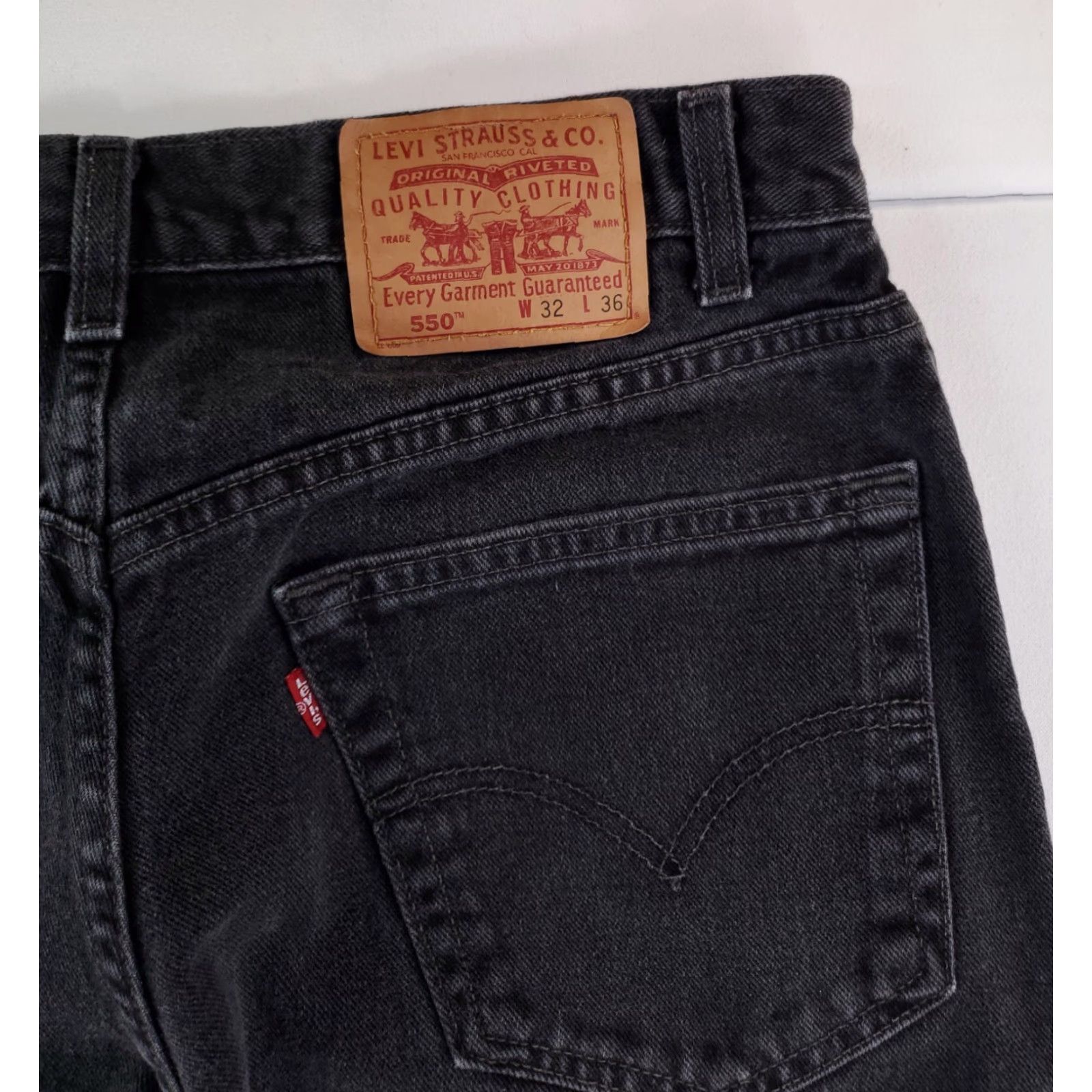 Levi's Levi's 550 VTG Y2K Jeans Black Zip Fly Mens 32 X 36 (32 X 34 Actual) Baggy Men Jeans Black 32 Mens Size US 32 / EU 48 - 3 Thumbnail