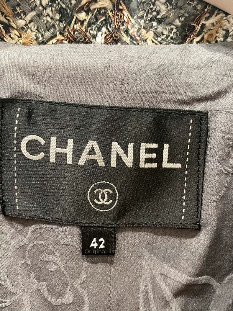Chanel Chanel 18-year-old forest series gray jacket Size M / US 6-8 / IT 42-44 - 2 Thumbnail