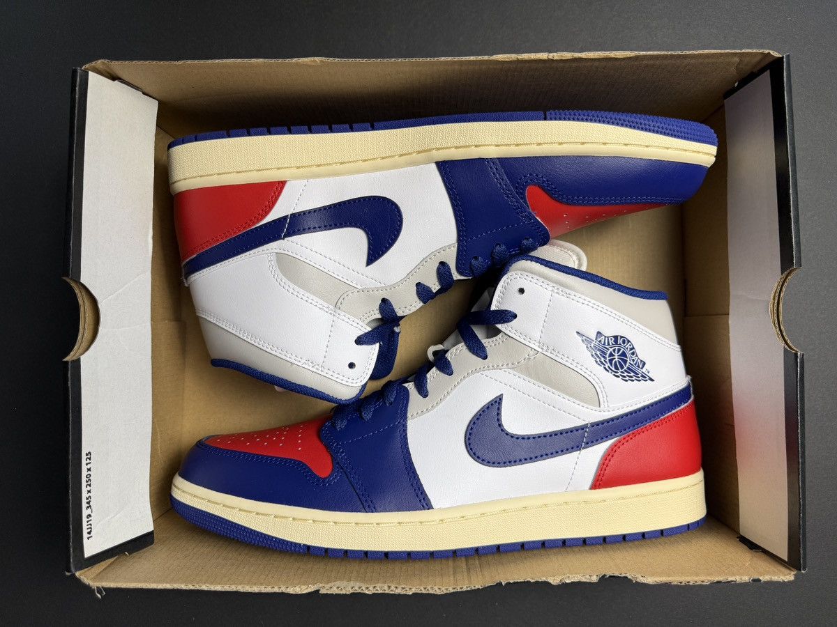 Jordan Brand Air Jordan 1 Mid WHITE/DEEP ROYAL BLUE Size US 12.5 / EU 45-46 - 3 Thumbnail