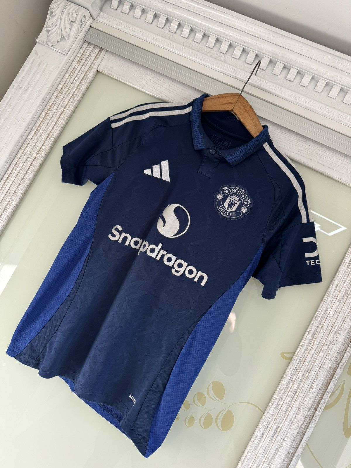 Adidas Manchester United 2024-2025 Away Soccer Jersey Football Kit Size US S / EU 44-46 / 1 - 3 Thumbnail