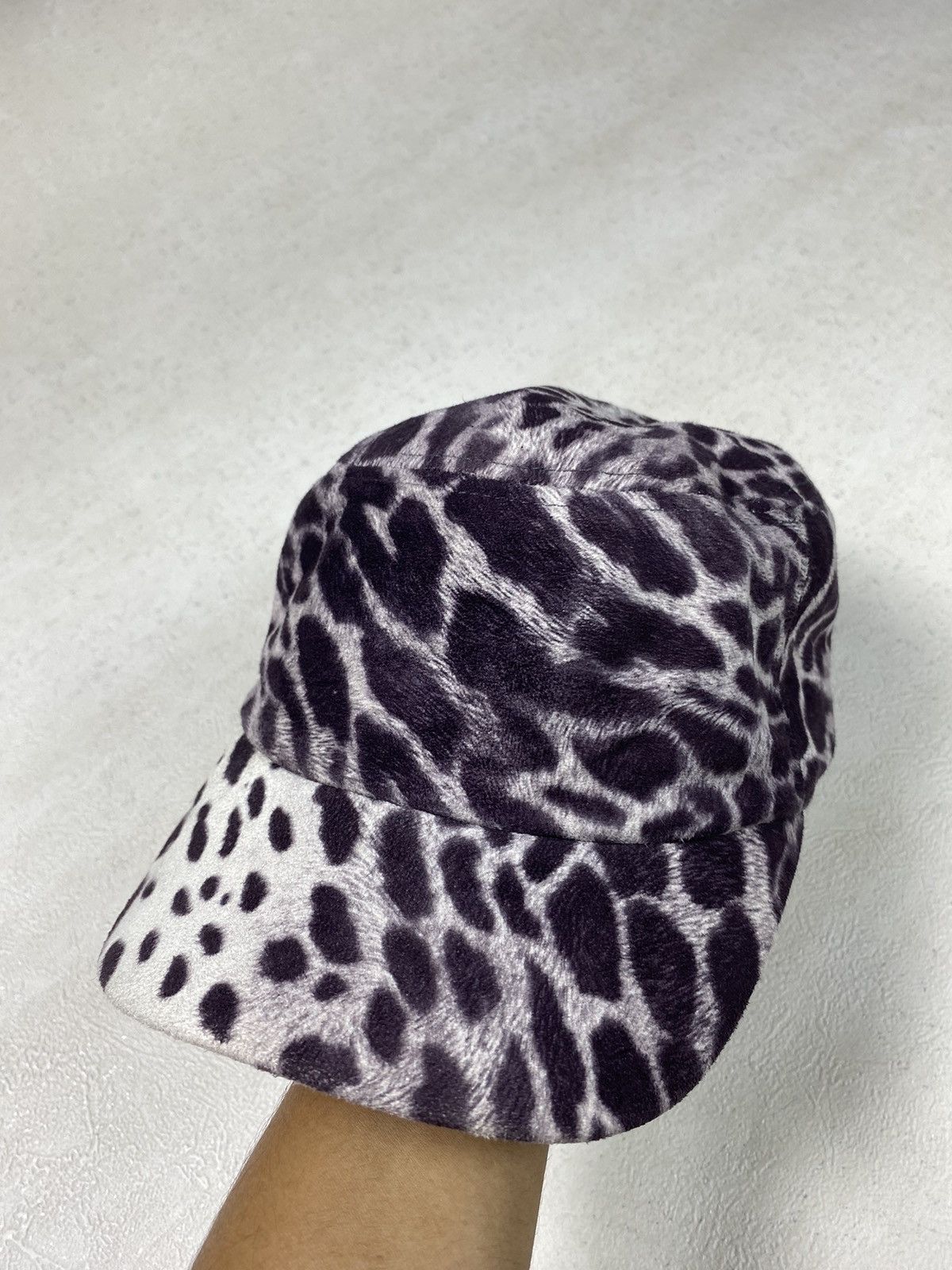 Japanese Brand Distressed Leopard hat Size ONE SIZE - 2 Thumbnail