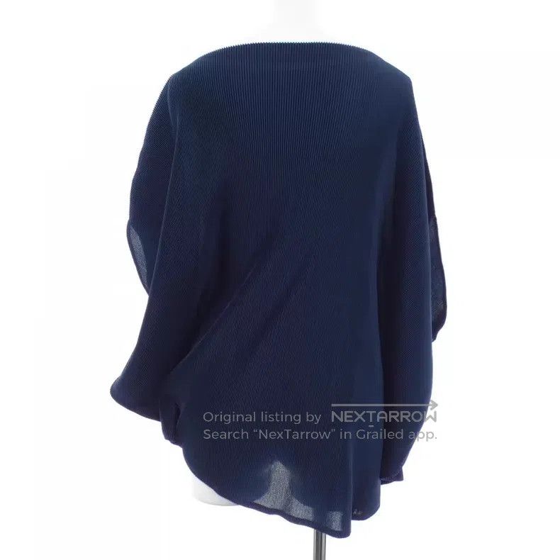 Issey Miyake Issey Miyake Vertical Pleated Top Size M / US 6-8 / IT 42-44 - 2 Thumbnail