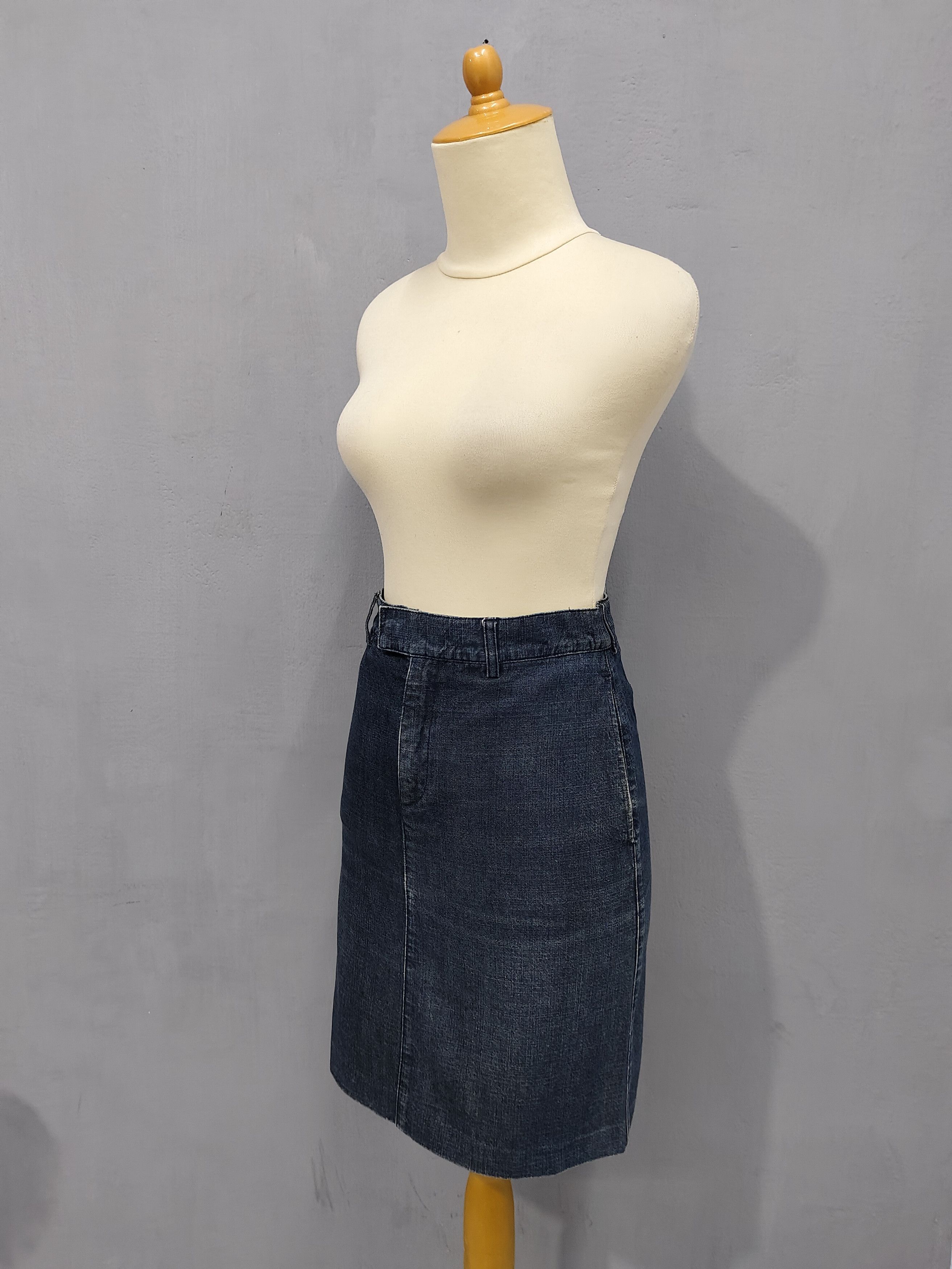 A.P.C. 🔥Vtg APC Classic Wash Minimal French Design Denim Skirt Size 28" / US 6 / IT 42 - 2 Thumbnail