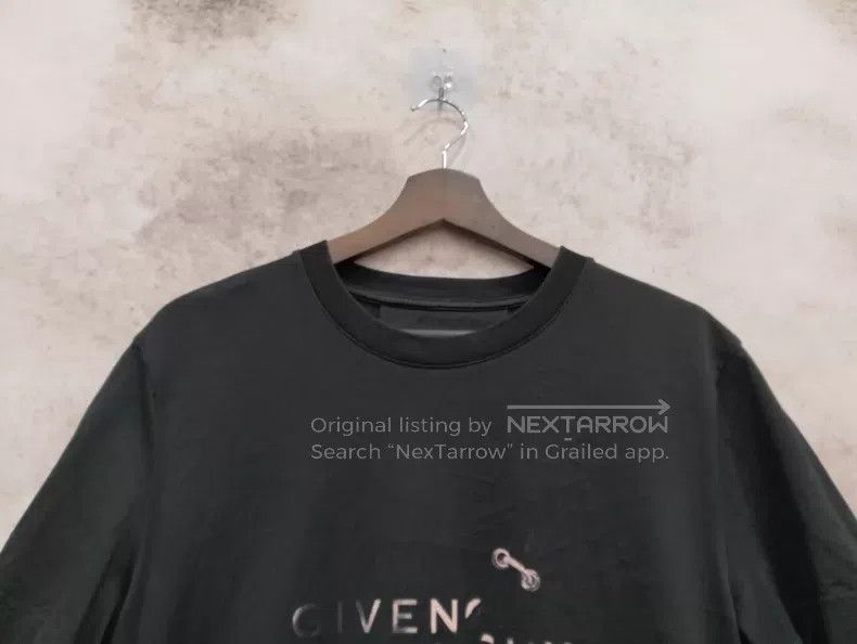 Givenchy Givenchy T-Shirt Size US S / EU 44-46 / 1 - 6 Thumbnail