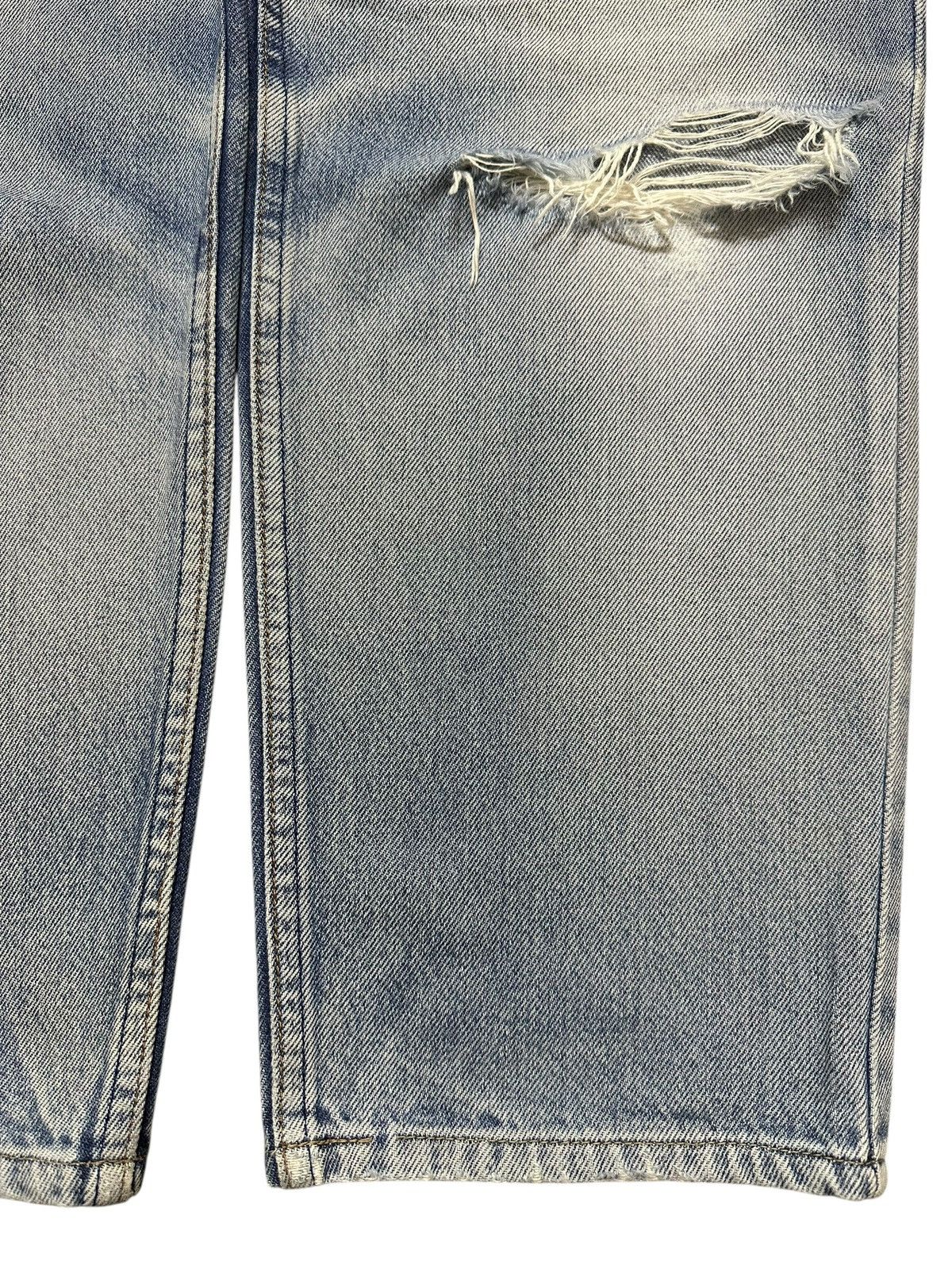 Levi's Vintage 90s Levis Light Blue Faded Wash Distress Baggy Jeans Size US 34 / EU 50 - 8 Thumbnail