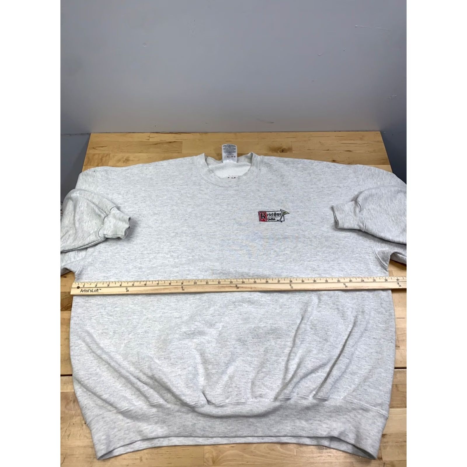 Jerzees Kettle One Vodka Promo Sweatshirt Men 2XL Gray Pullover Liquor Jerzees Sweatshirt Crew Neck Long Sleeve Winter Size US XXL / EU 58 / 5 - 6 Thumbnail