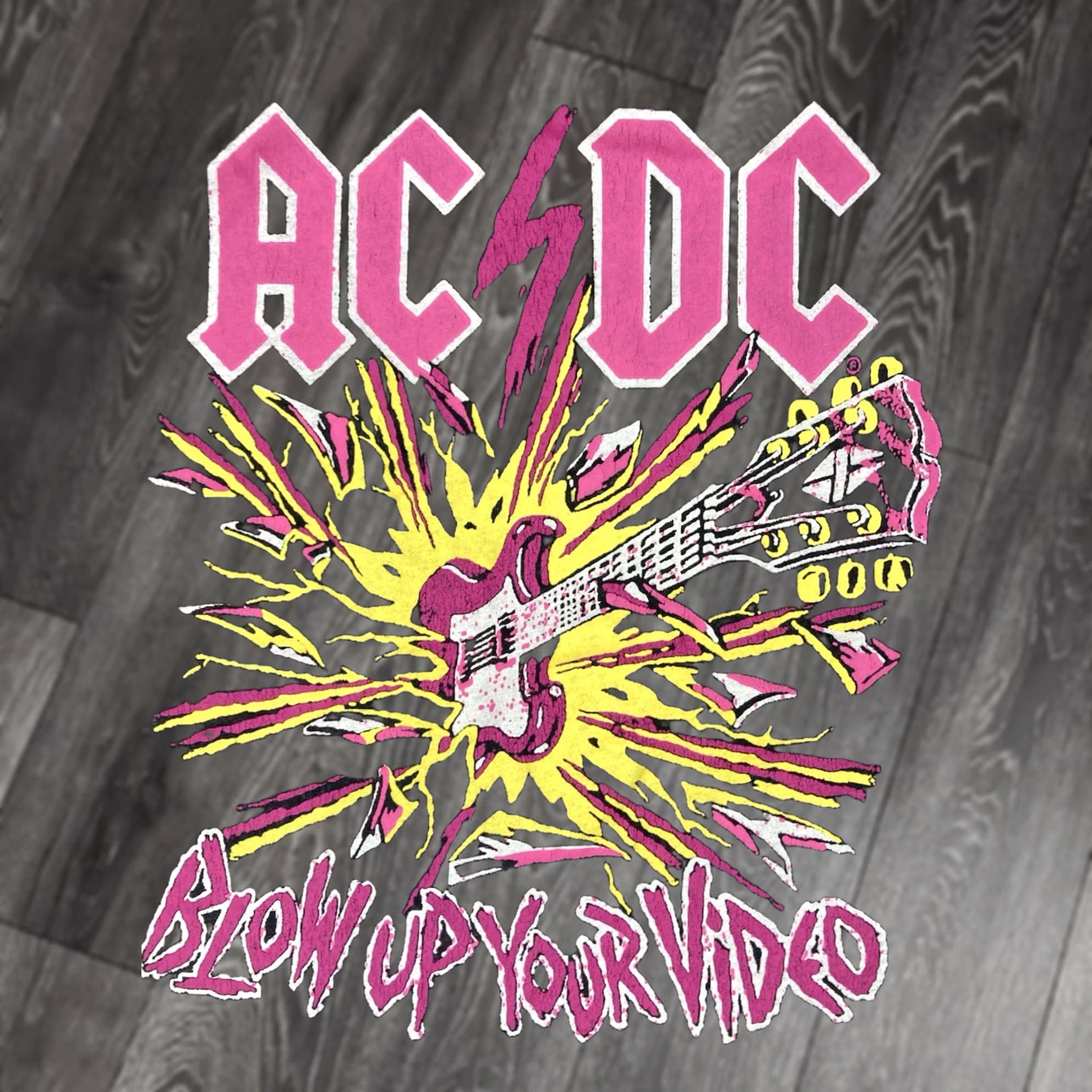 Vintage ACDC T-Shirt Women XS Black Wash Crew Neck Short Sleeve Pullover Graphic Rock Music Vintage Size XS / US 0-2 / IT 36-38 - 1 Thumbnail