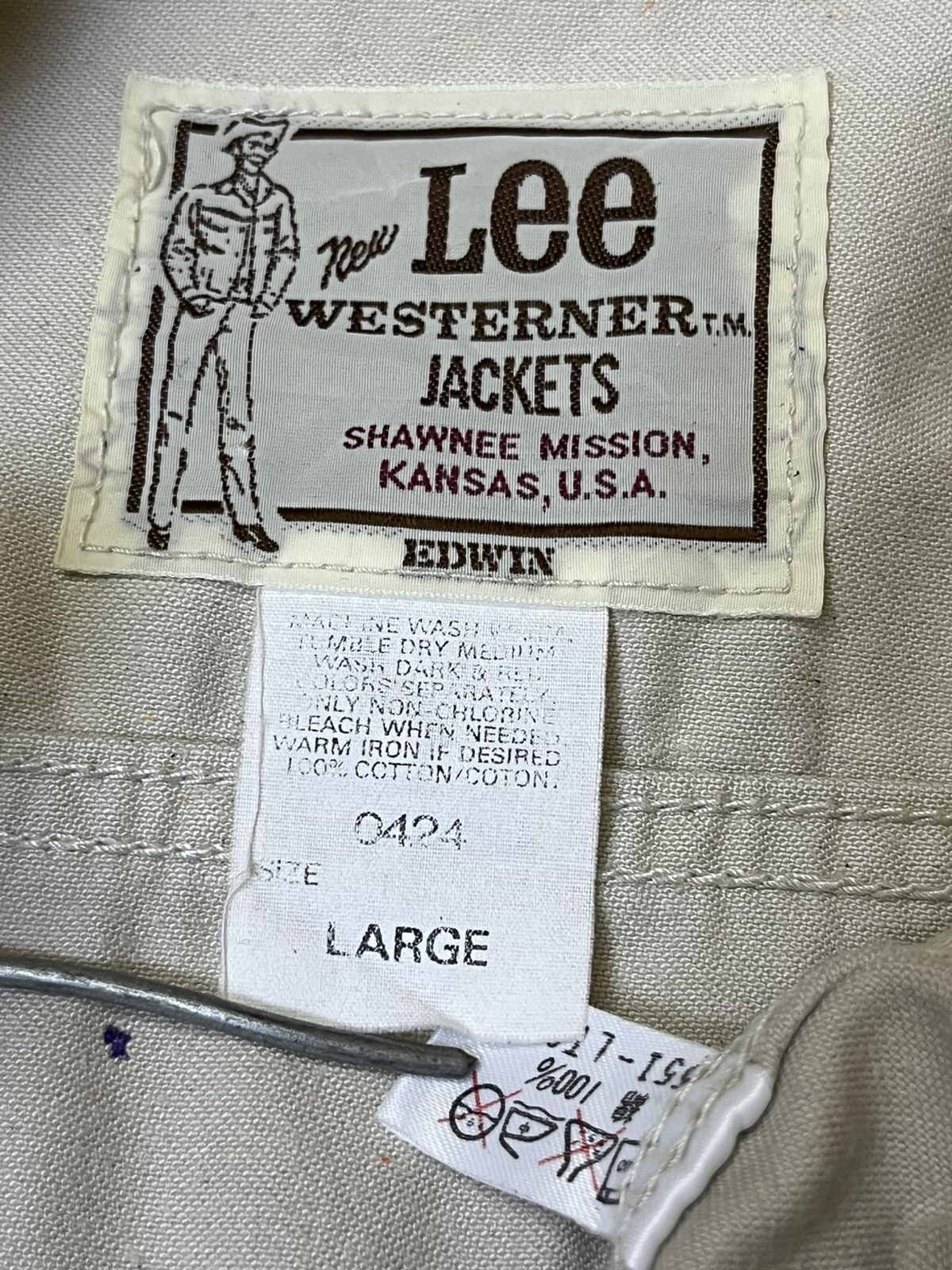Japanese Brand VINTAGE EDWIN X LEE CUSTOM PAINT SPLATTER TRUCKER JACKET Size US L / EU 52-54 / 3 - 14 Thumbnail