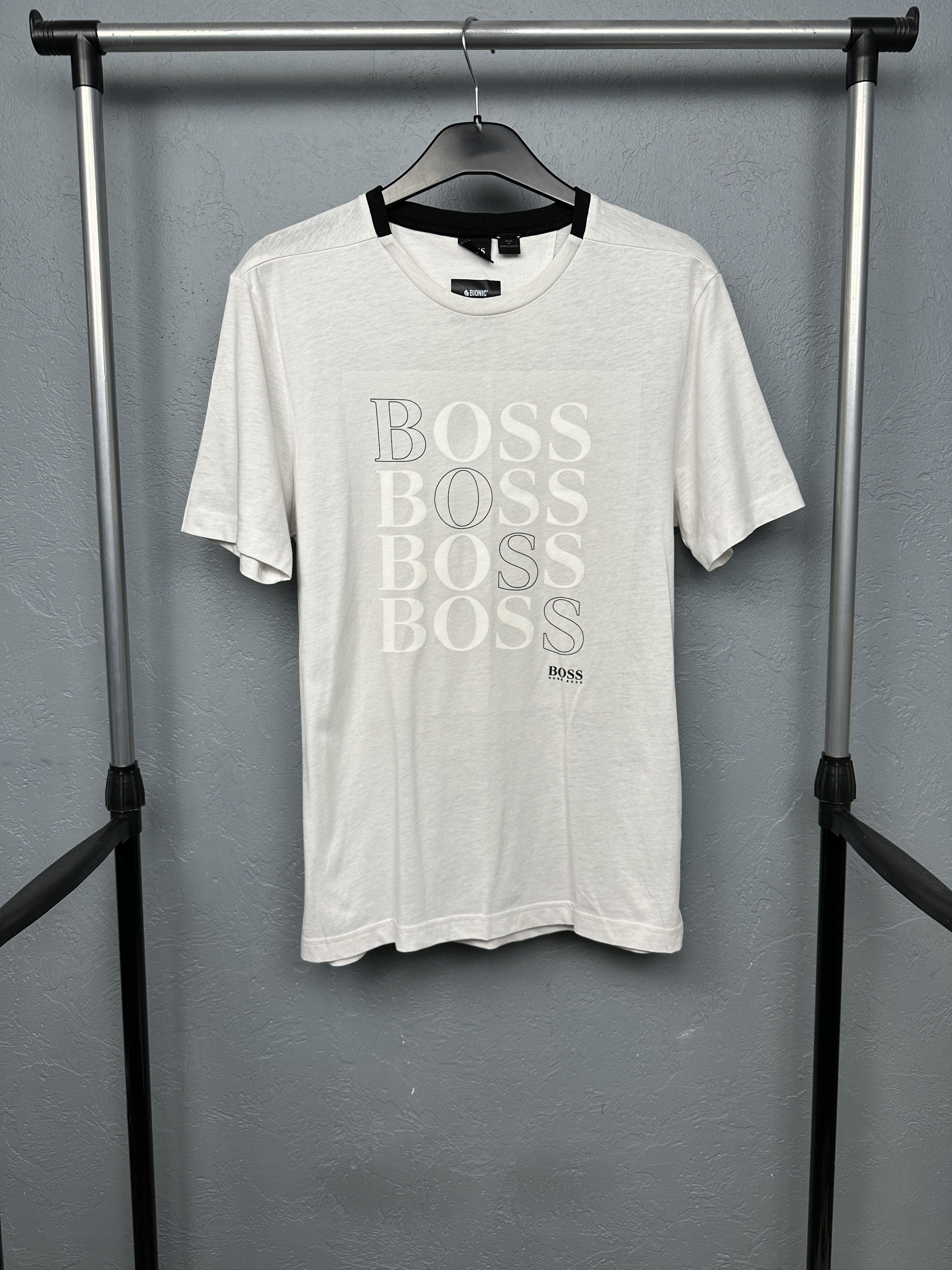 Hugo Boss Hugo Boss Mens Crew Neck T-Shirt Size US S / EU 44-46 / 1 - 1 Thumbnail