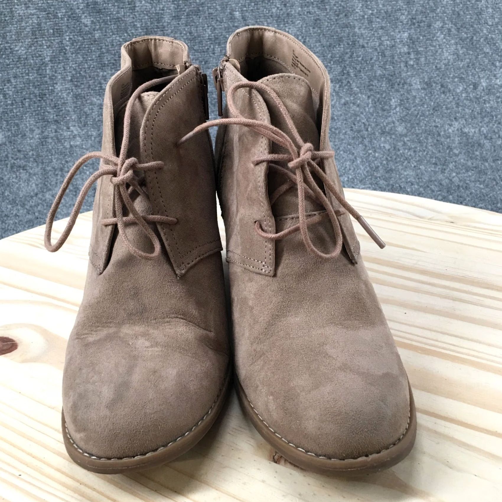 Vintage Universal Thread Boots Women 9.5 Ankle Booties Wedge Beige Fabric Lace Up Boots Size US 10 / IT 40 - 6 Thumbnail