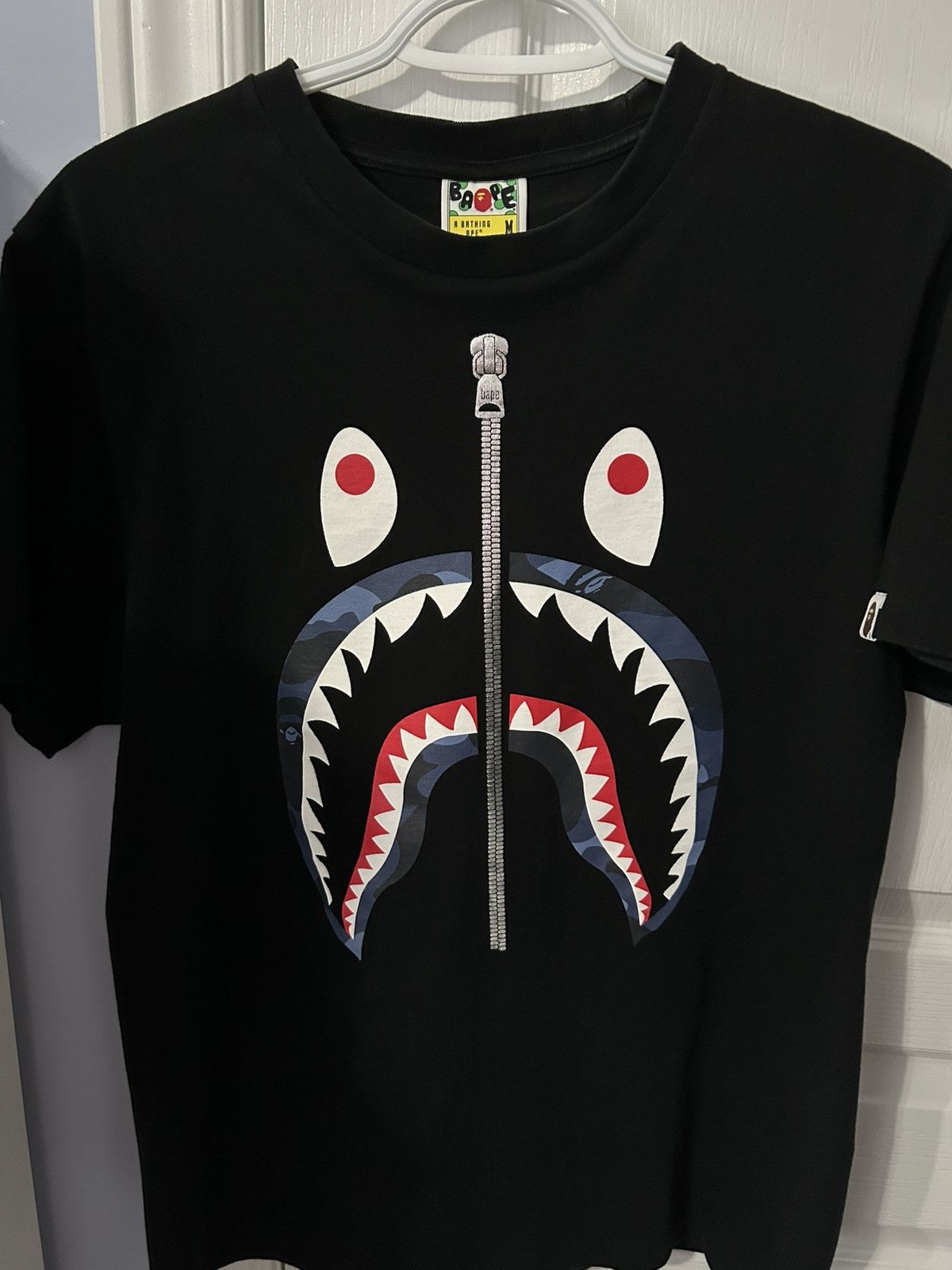 Bape Bape Shark Camo Tee Size US M / EU 48-50 / 2 - 1 Thumbnail