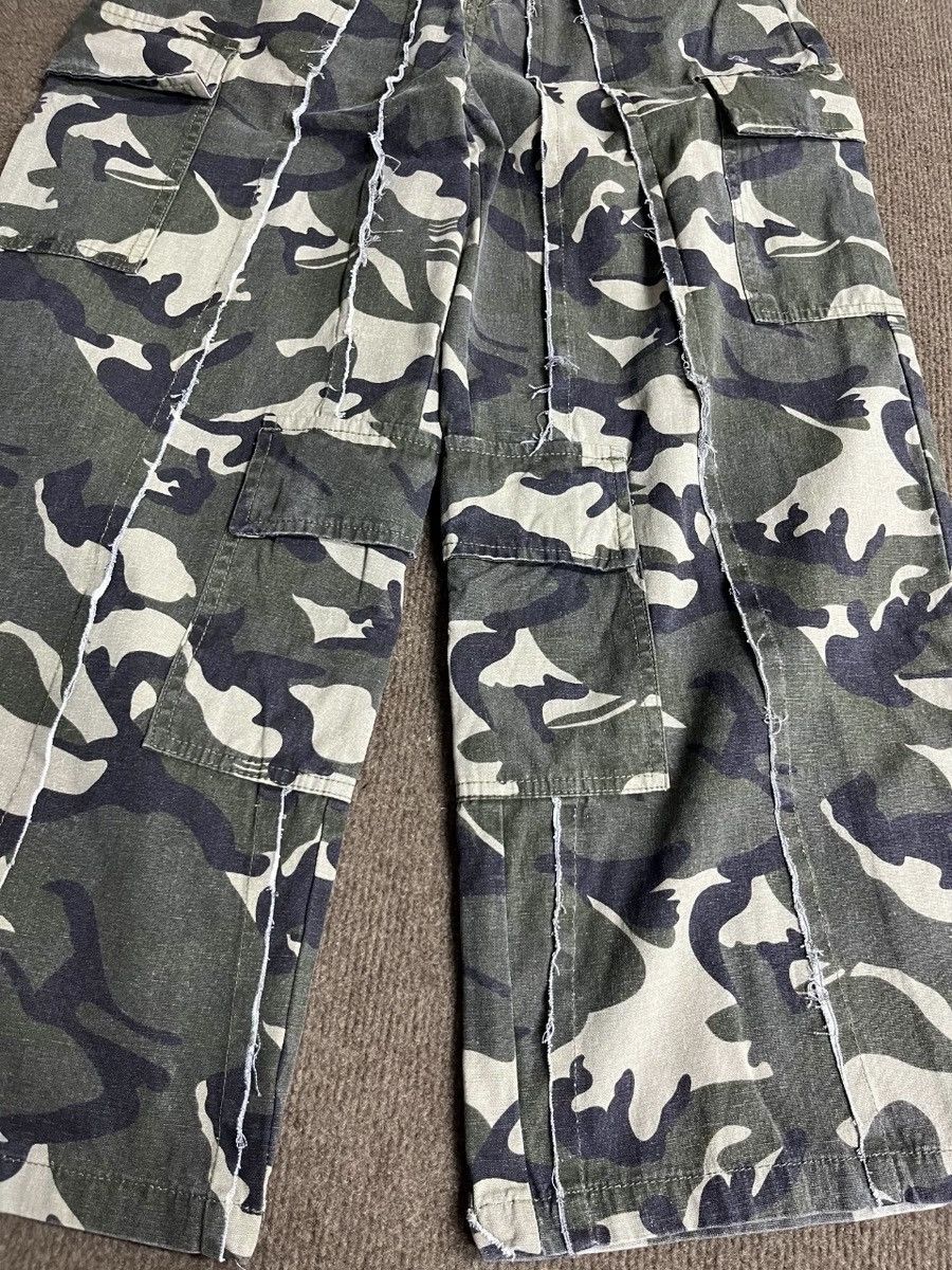 Japanese Brand × Vintage Utility grunge faded distressed camouflage camo cargo pants Size US 28 / EU 44 - 7 Thumbnail