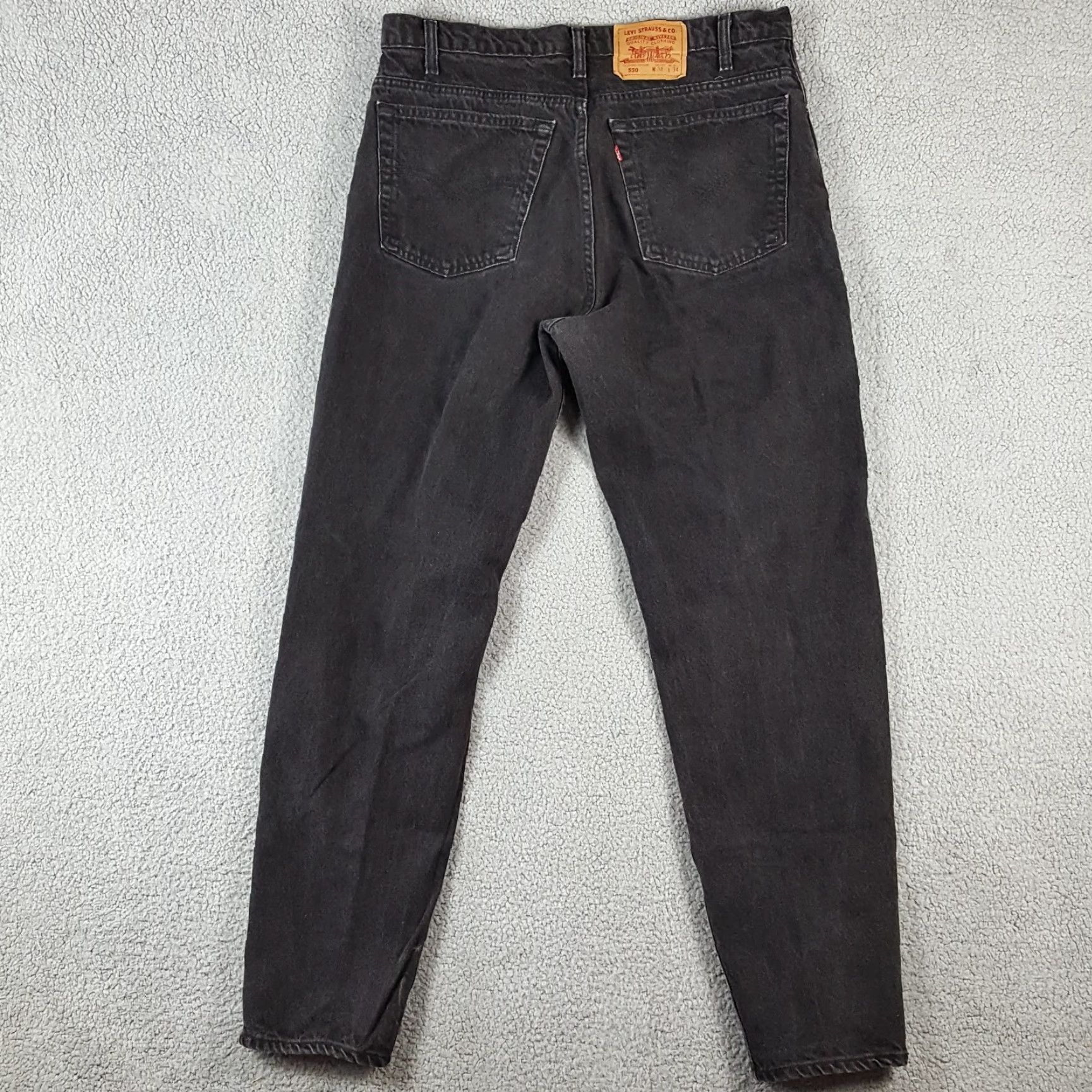 Levi's VINTAGE Levi's 550 Black Denim Relaxed Tapered Jeans Men's Size 38x34 Faded Y2K Grunge Rock Size US 38 / EU 54 - 4 Thumbnail