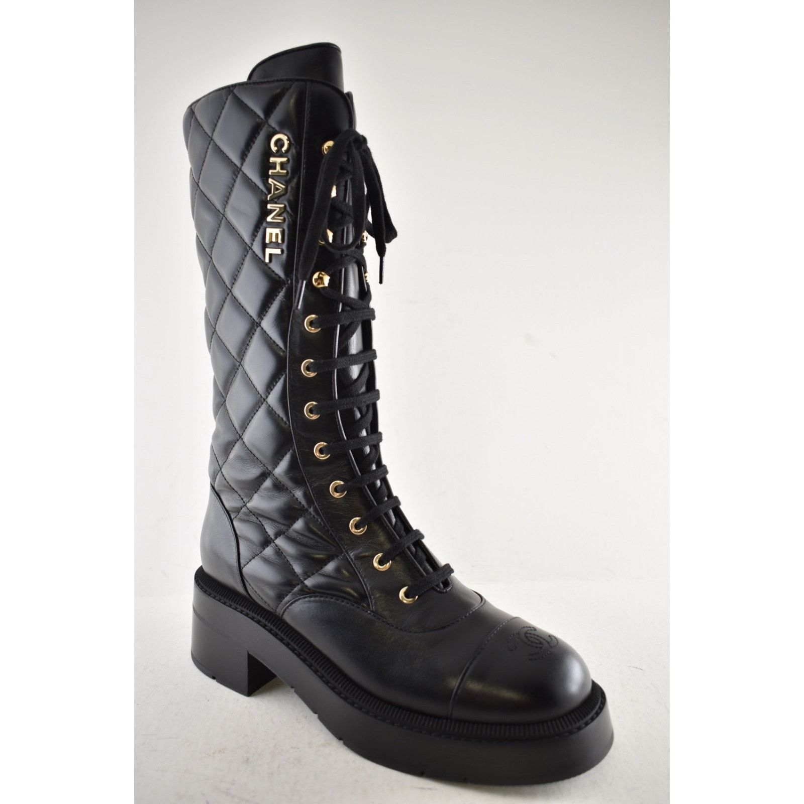 Chanel Chanel Black Quilted Leather Combat Lace Up Tall Boots 38.5 Size US 8.5 / IT 38.5 - 3 Thumbnail