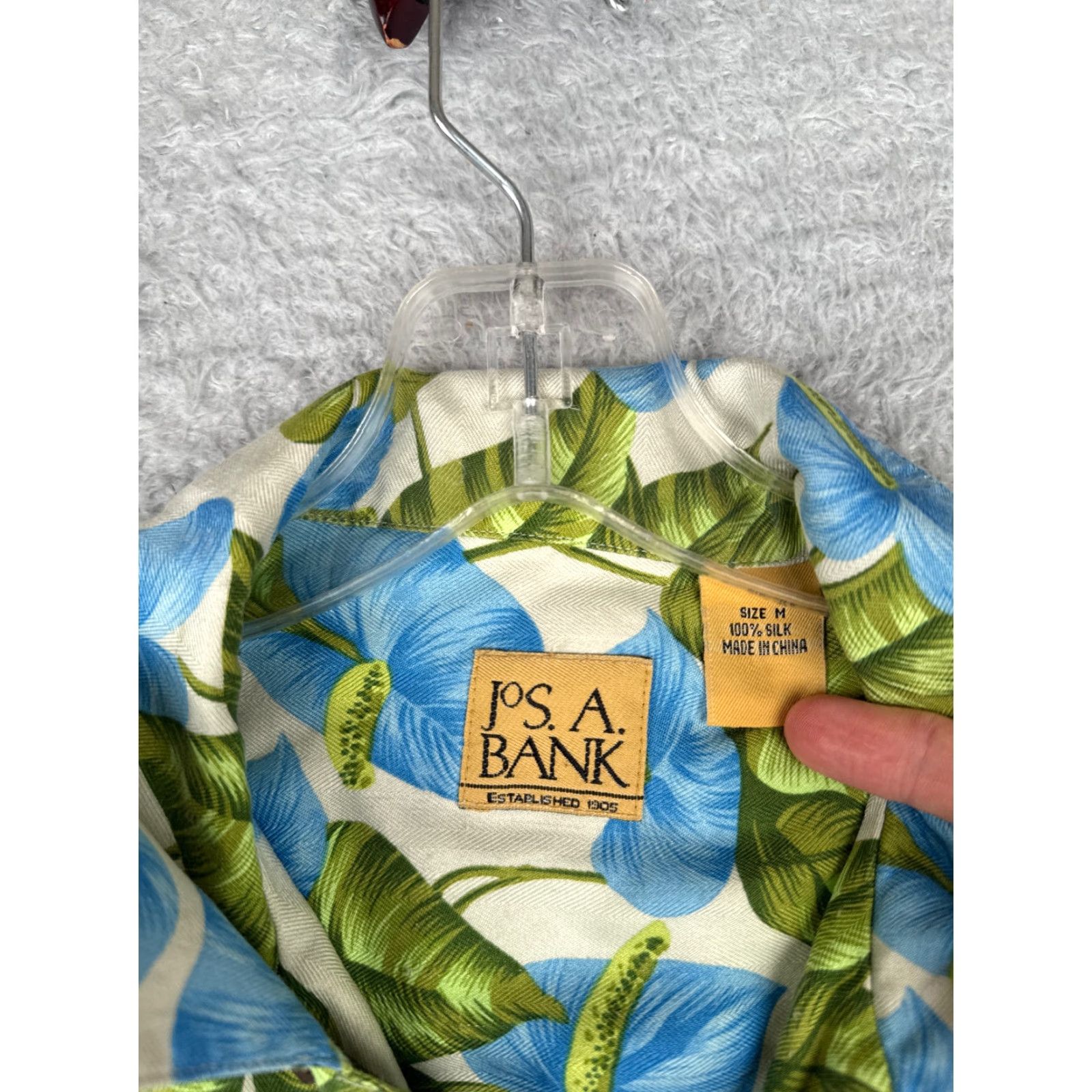 Tommy Bahama Jos A. Bank Shirt Men Medium Blue Green Leaf Floral 100% Silk Hawaiian Beach Size US M / EU 48-50 / 2 - 7 Thumbnail