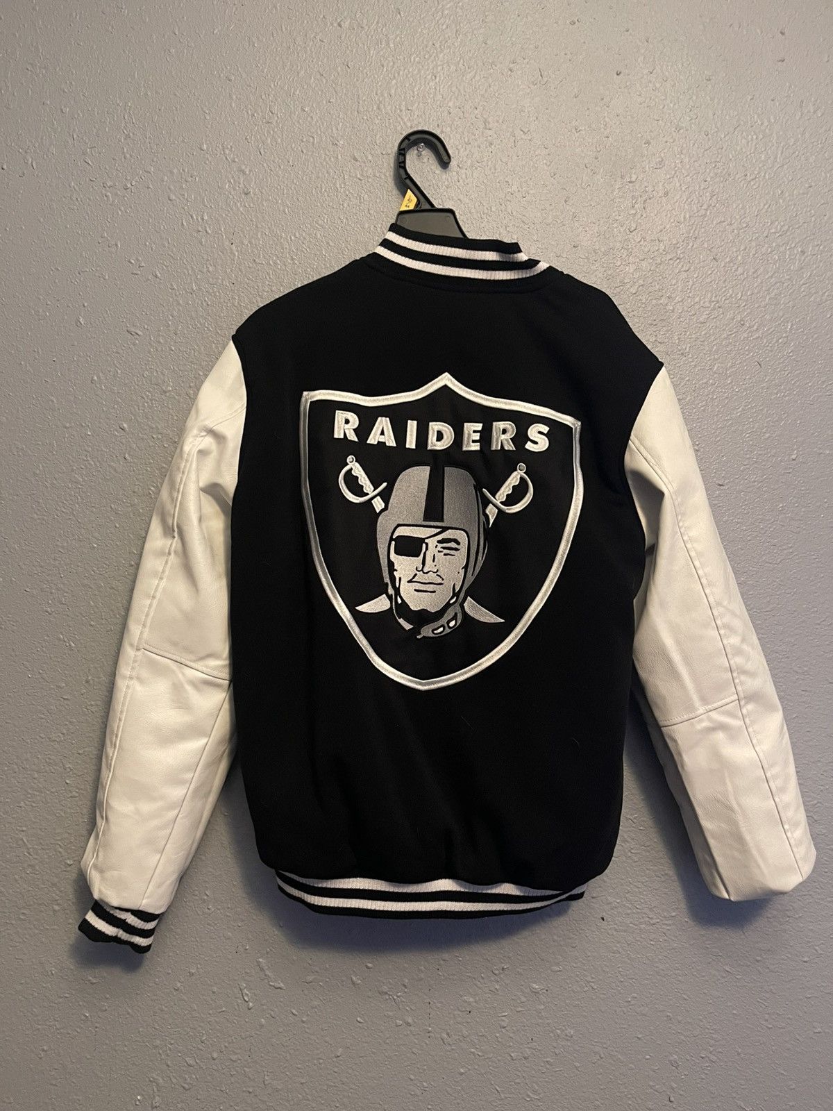 Starter NFL Raiders Starter Reversible Jacket Size US L / EU 52-54 / 3 - 3 Thumbnail