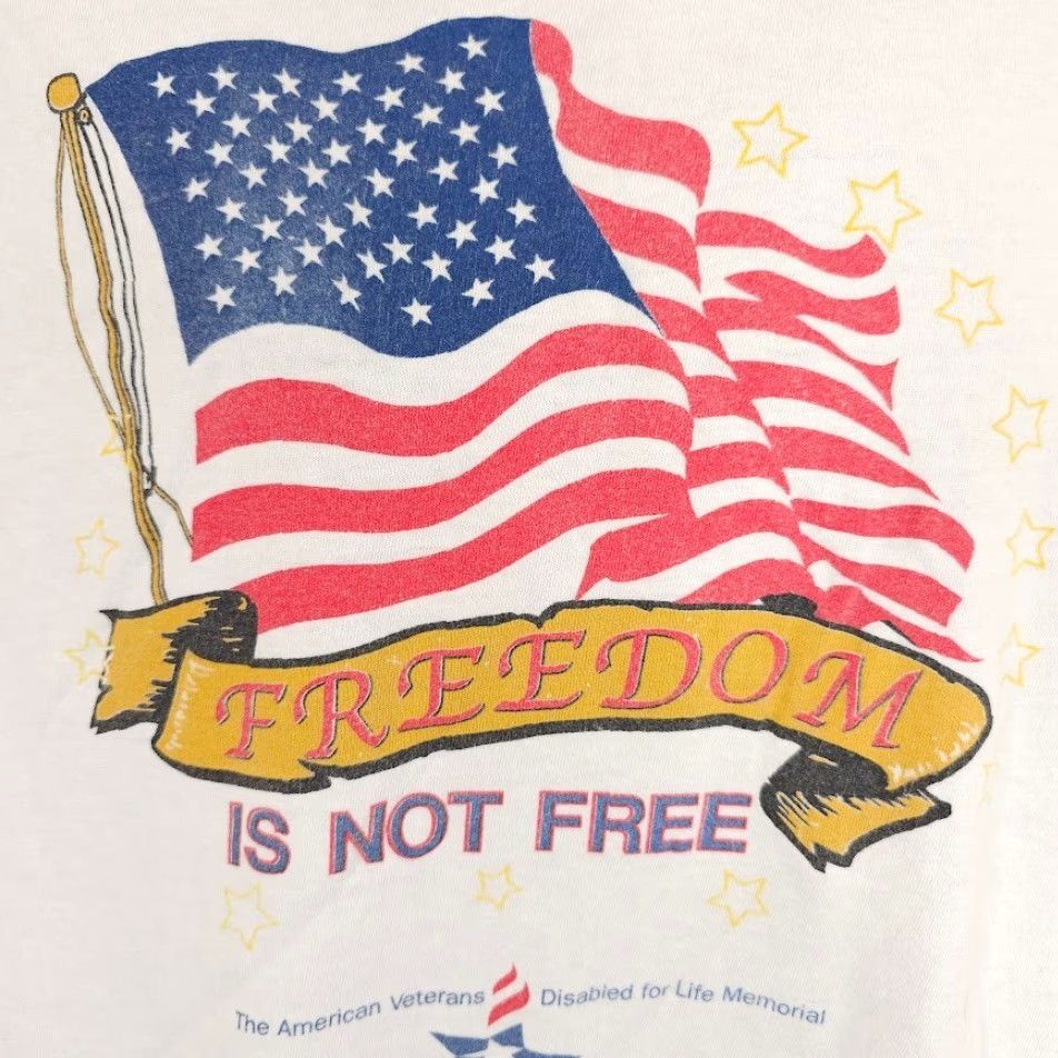 Vintage VINTAGE Freedom Is Not Free T Shirt Mens Size Large White Y2K American Flag Size US L / EU 52-54 / 3 - 3 Thumbnail