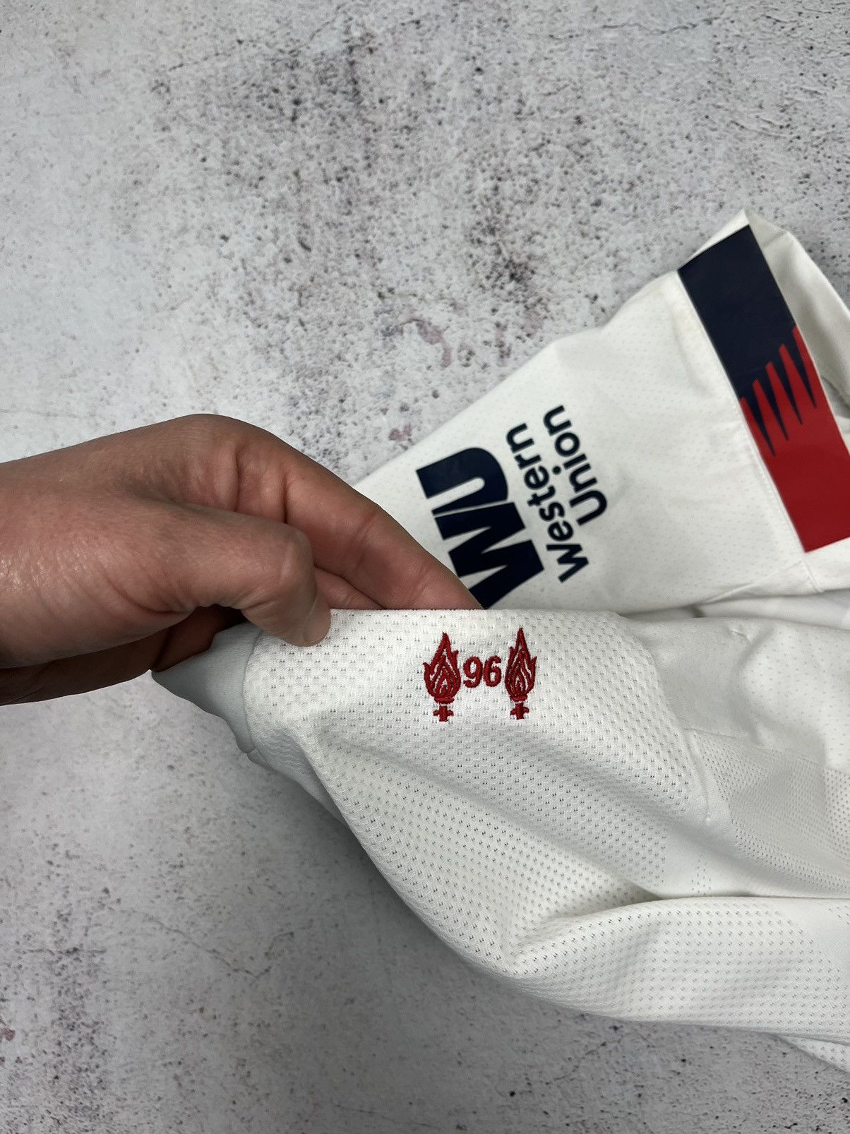 New Balance LIVERPOOL 2019 2020 AWAY FOOTBALL SOCCER JERSEY NEW BALANCE Size US M / EU 48-50 / 2 - 6 Thumbnail