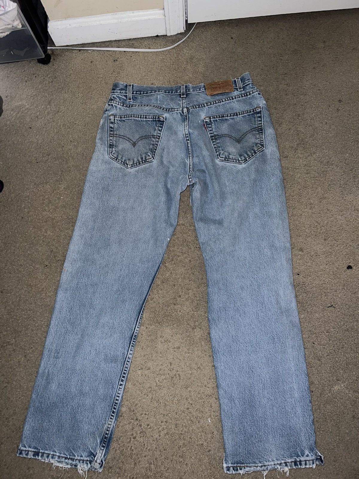 Levi's Vintage Clothing Vintage Levi’s 90s Light Wash Distressed Denim – Size 32x30 Size US 32 / EU 48 - 3 Thumbnail