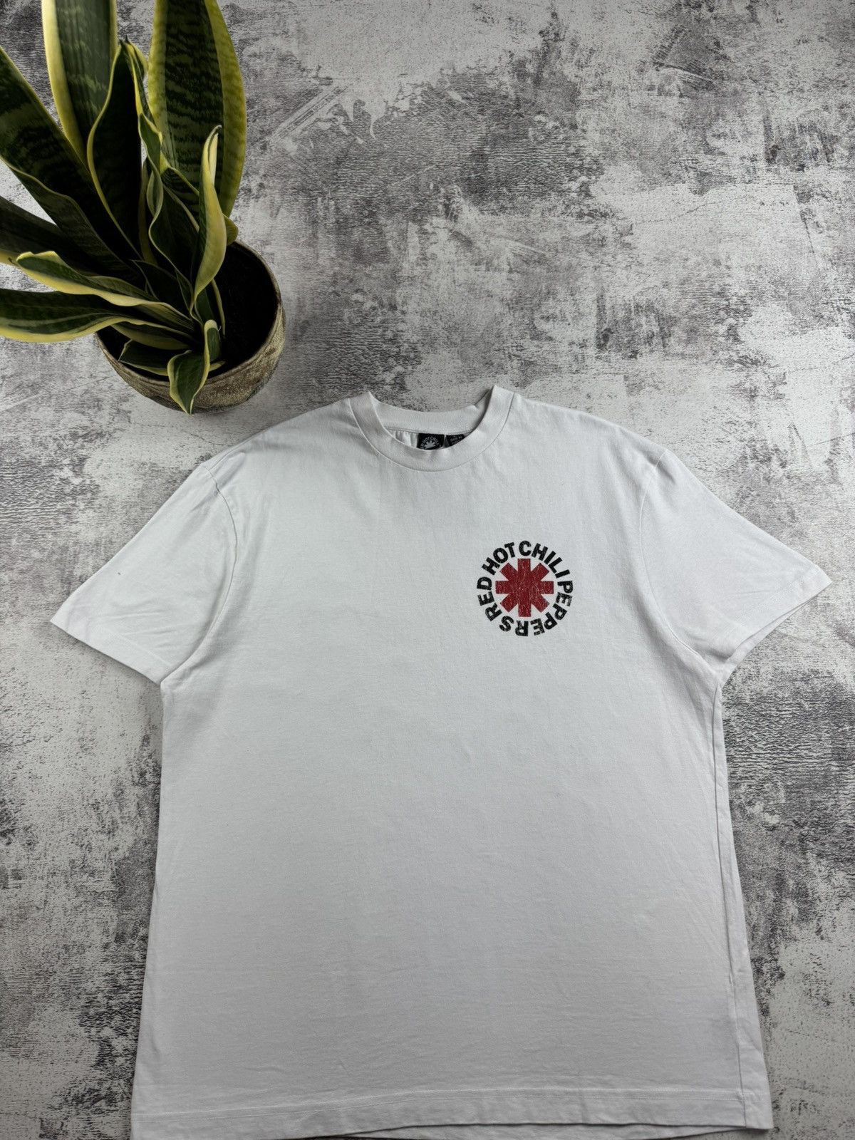 Band Tees Red Hot Chili Peppers RHCP Vintage Merch Devil T Shirt Tee Size US L / EU 52-54 / 3 - 12 Thumbnail