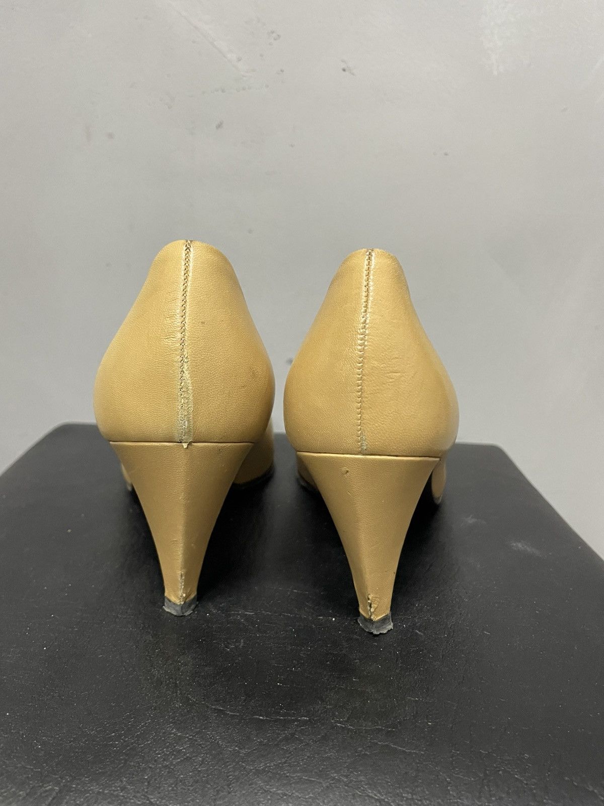 Miu Miu Miu Miu heel beige leather shoes mules y2k Size US 9 / IT 39 - 7 Thumbnail