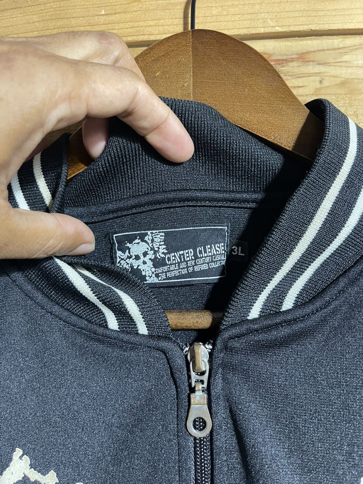 Japanese Brand Japanese brand skulls sweater zipper Size US XL / EU 56 / 4 - 4 Thumbnail