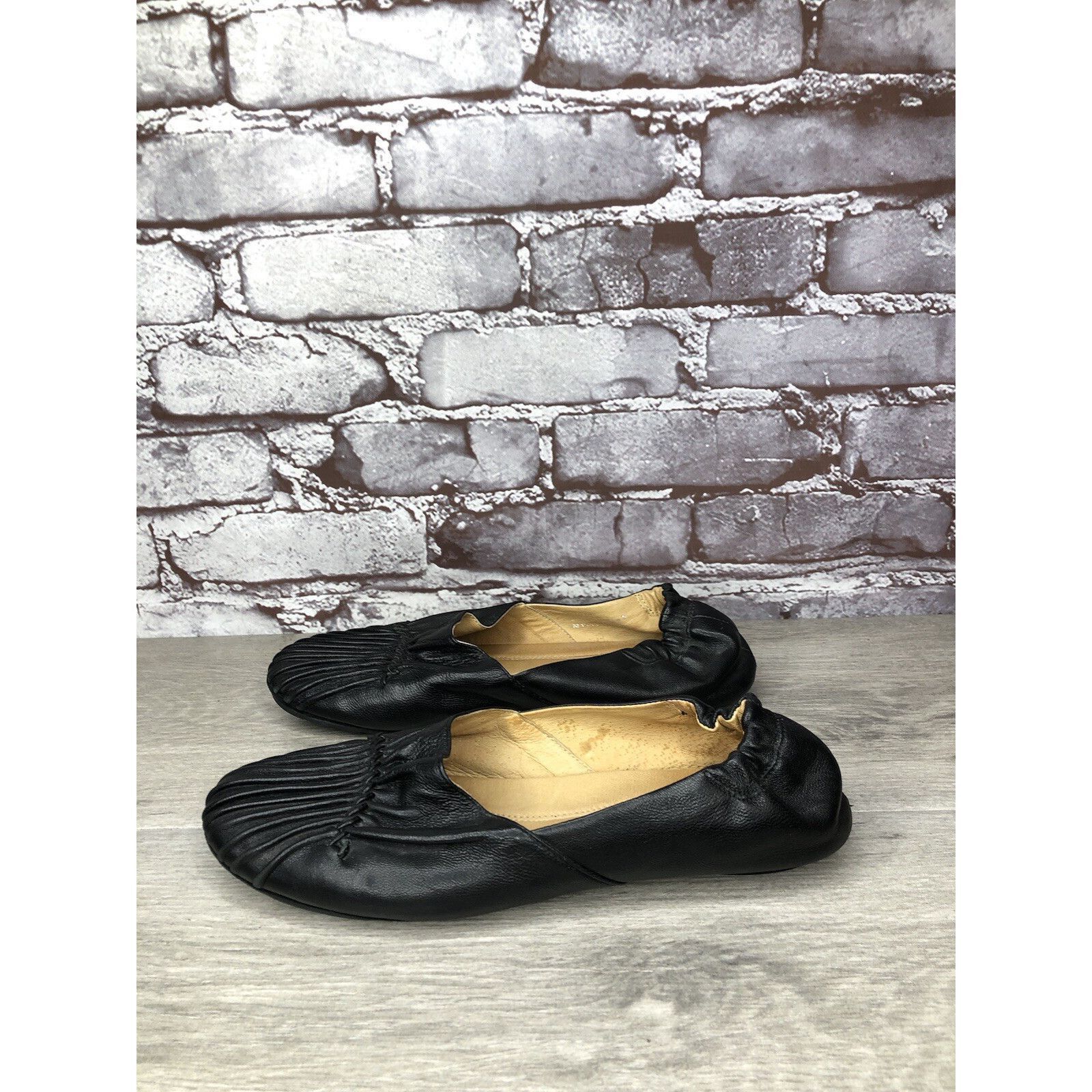 Chocolate Chocolate Blu CAM2 Black Pleated Leather Ballet Flats Shoes Size US 8 / IT 38 - 3 Thumbnail