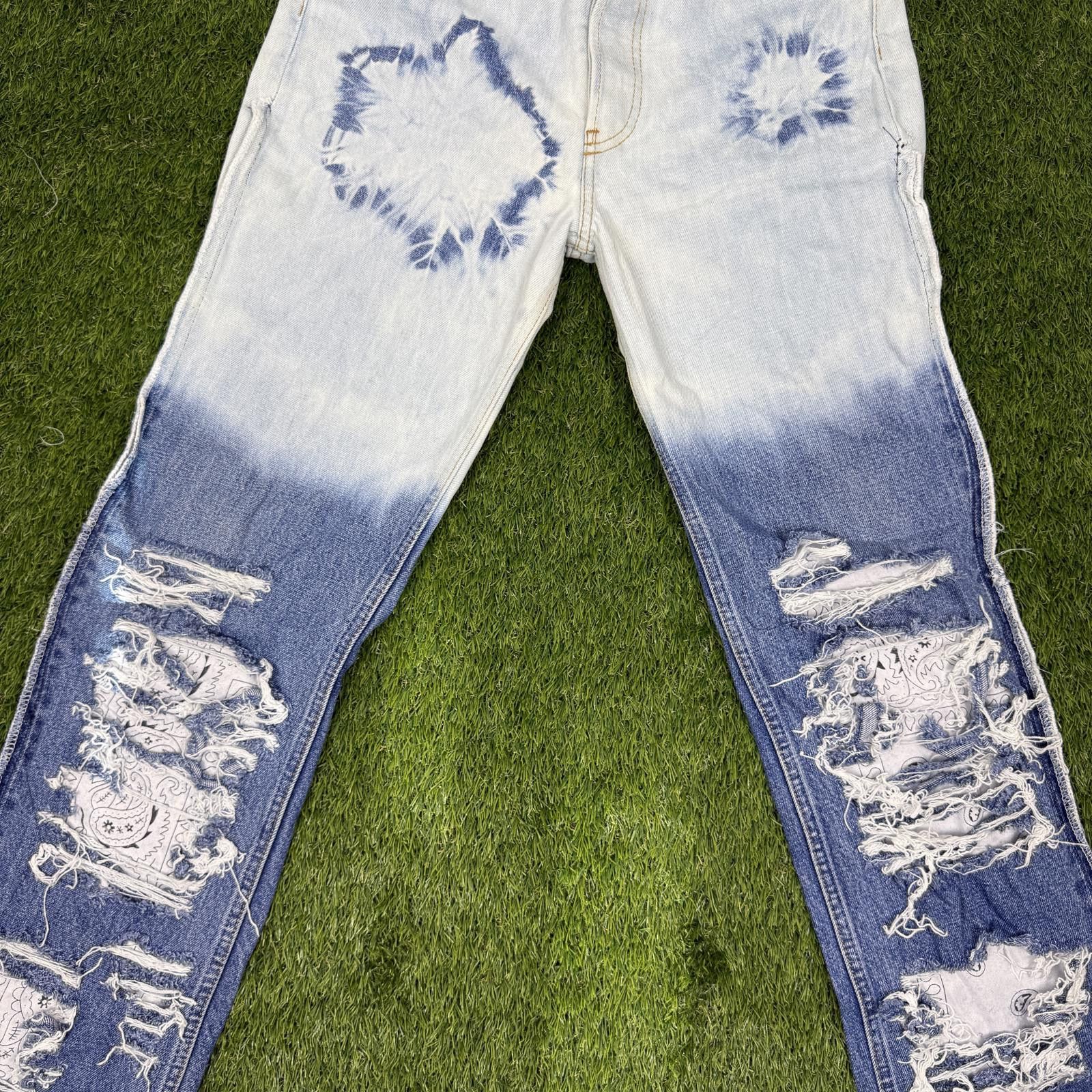 The Unbranded Brand Tie-Dye and Distressed Denim Jeans Size US 30 / EU 46 - 3 Thumbnail
