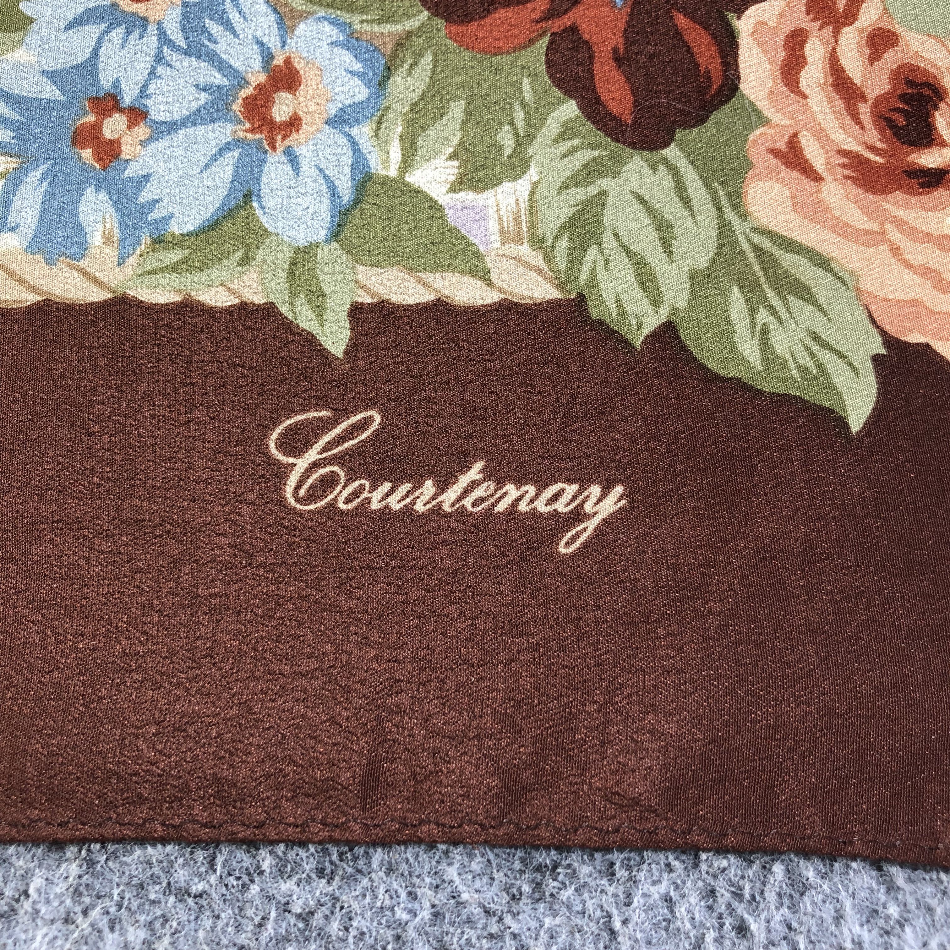 Japanese Brand Courtenay Floral Silk Scarf M618 Size ONE SIZE - 3 Thumbnail