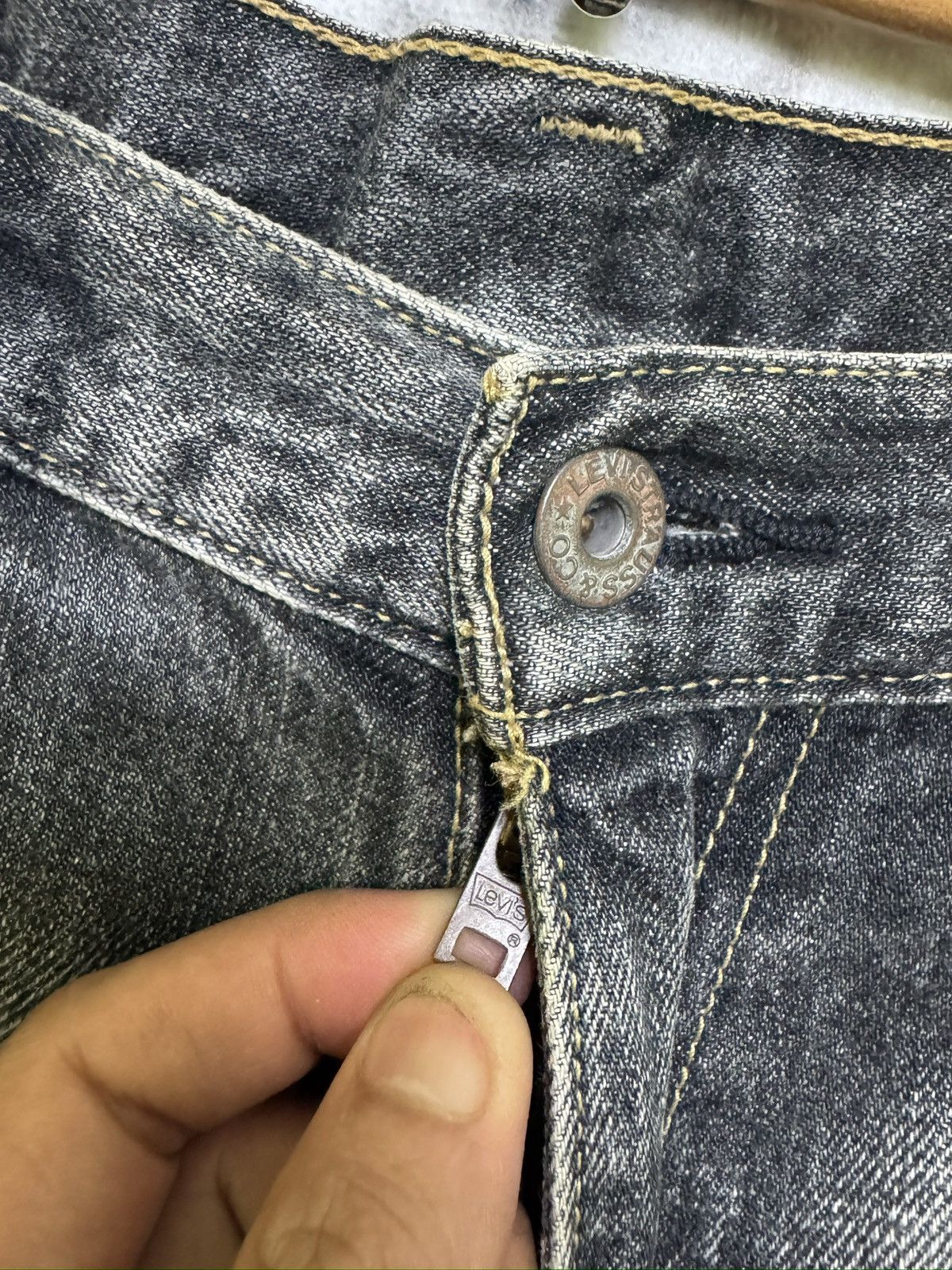 Levi's Vintage Levi’s 502 Claw Mark Acid Washed Distressed Denim Size US 30 / EU 46 - 7 Thumbnail
