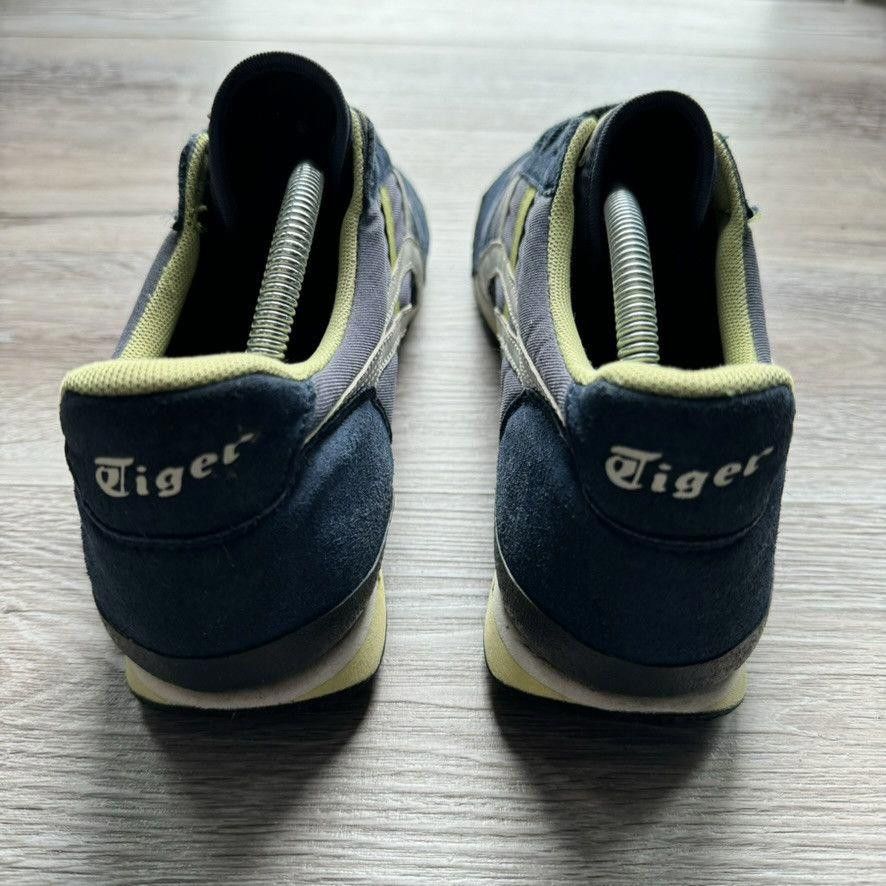 Onitsuka Tiger ONITSUKA TIGER • VINTAGE Ultimate 81 (10M) Size US 10 / EU 43 - 8 Thumbnail