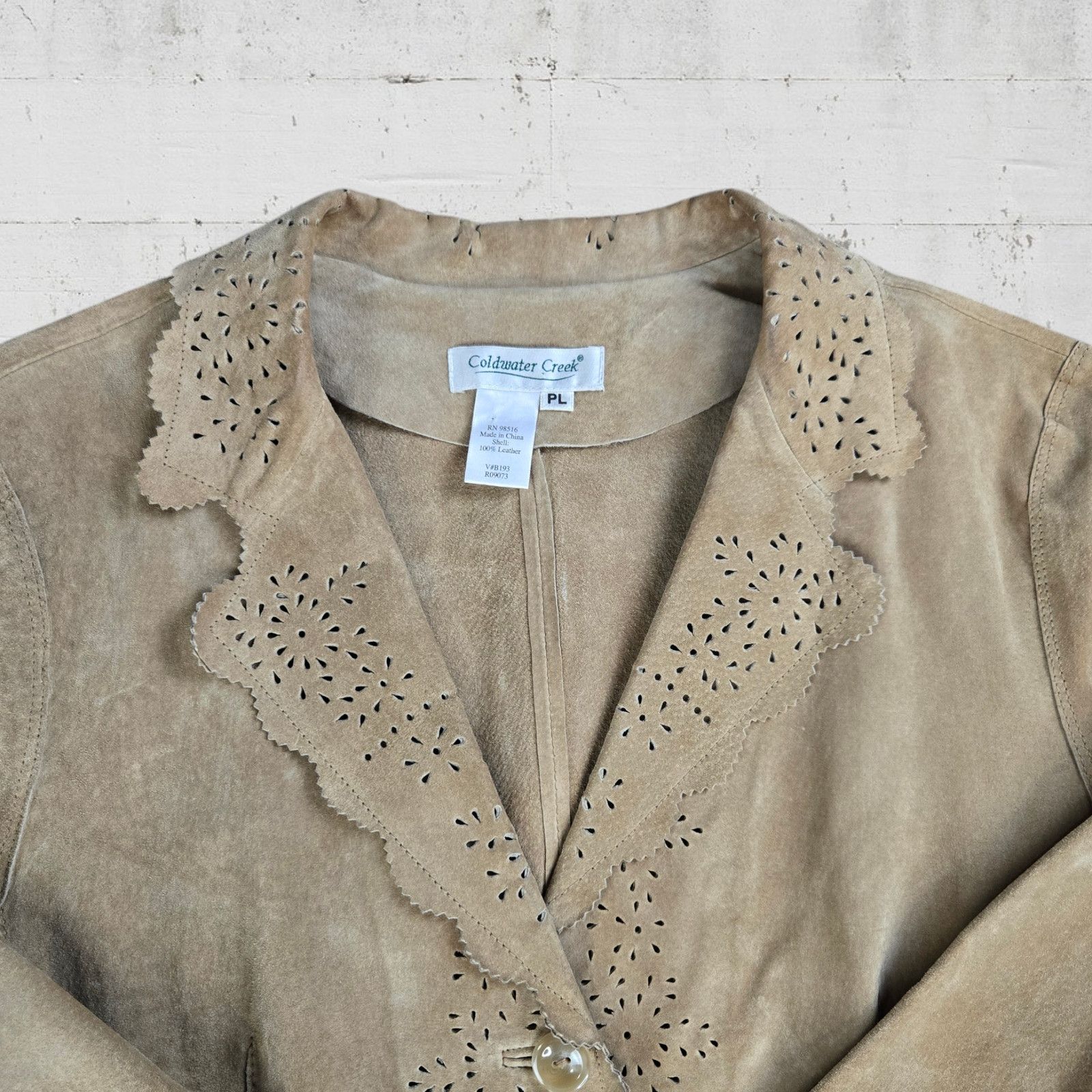 Coldwater Creek Vintage Tan Eyelet Western Leather Jacket Size Large Petite Size L / US 10 / IT 46 - 4 Thumbnail