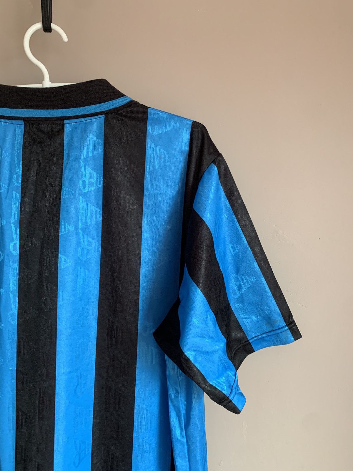 Vintage Internazionale Inter 1992 Football Shirt Retro Score Draw L Size US L / EU 52-54 / 3 - 6 Thumbnail