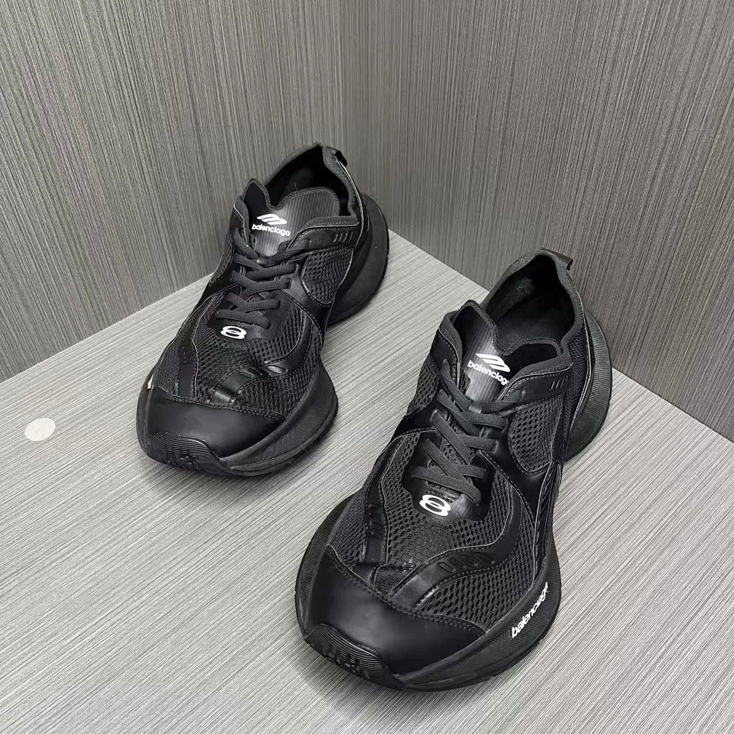 Balenciaga Black Low-Top Sneakers with Mesh Detailing Size US 10 / EU 43 - 1 Thumbnail