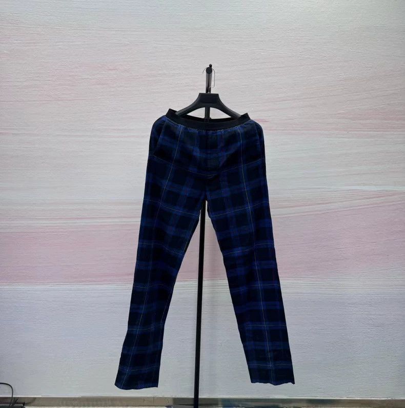 Balenciaga Balenciaga Plaid trousers Size US 28 / EU 44 - 2 Thumbnail